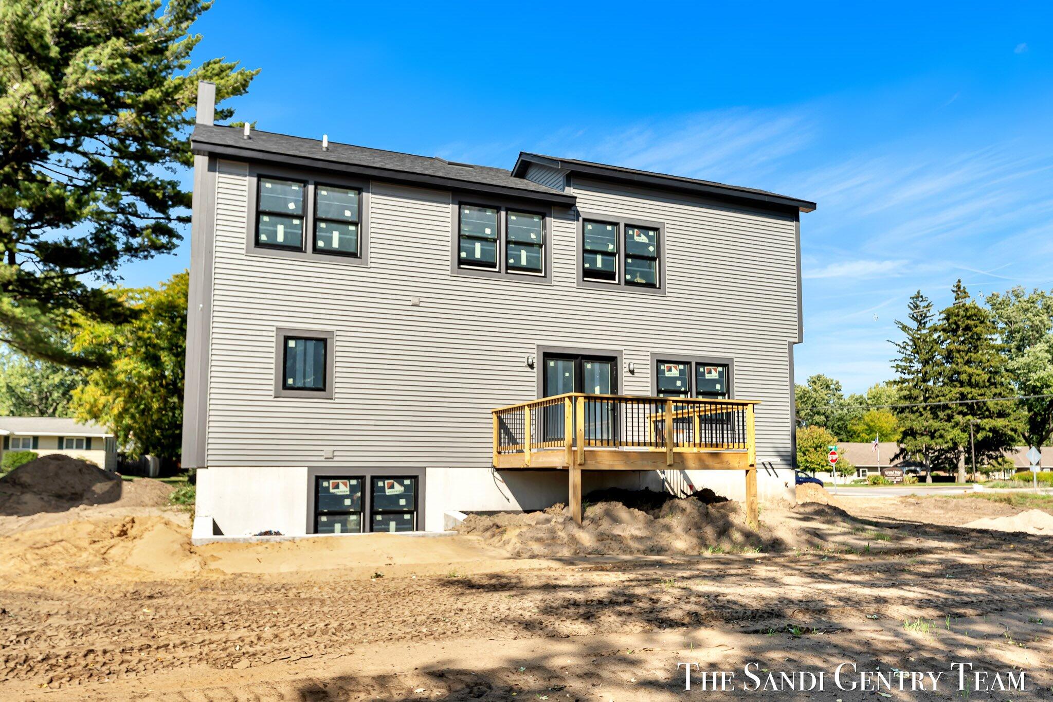 1034 Arlington Avenue Grand Haven MI 49417