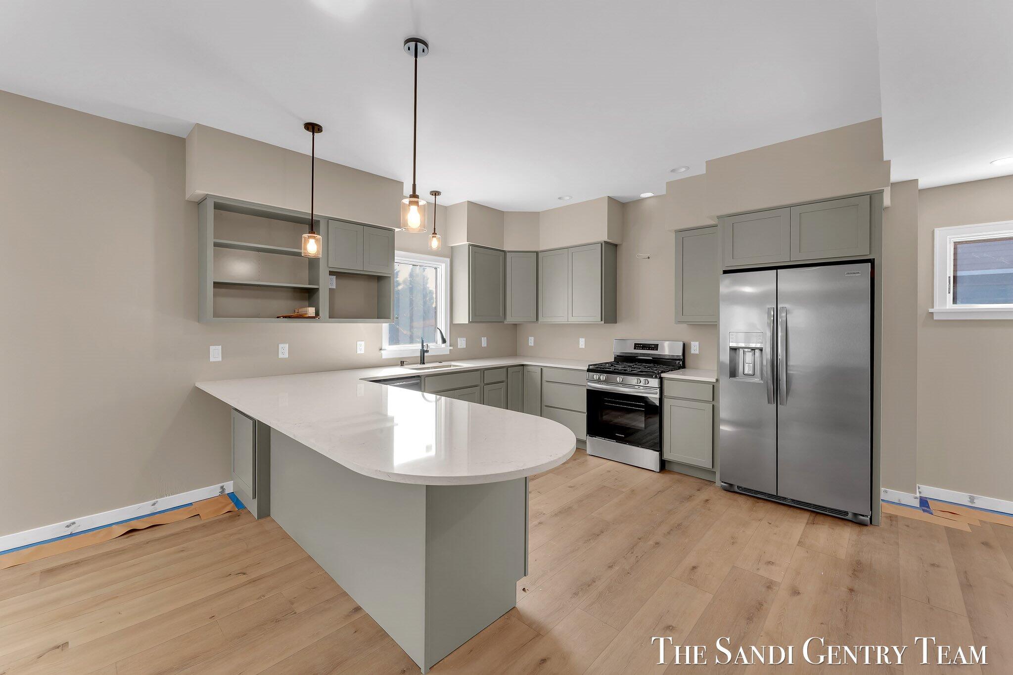 1034 Arlington Avenue Grand Haven MI 49417