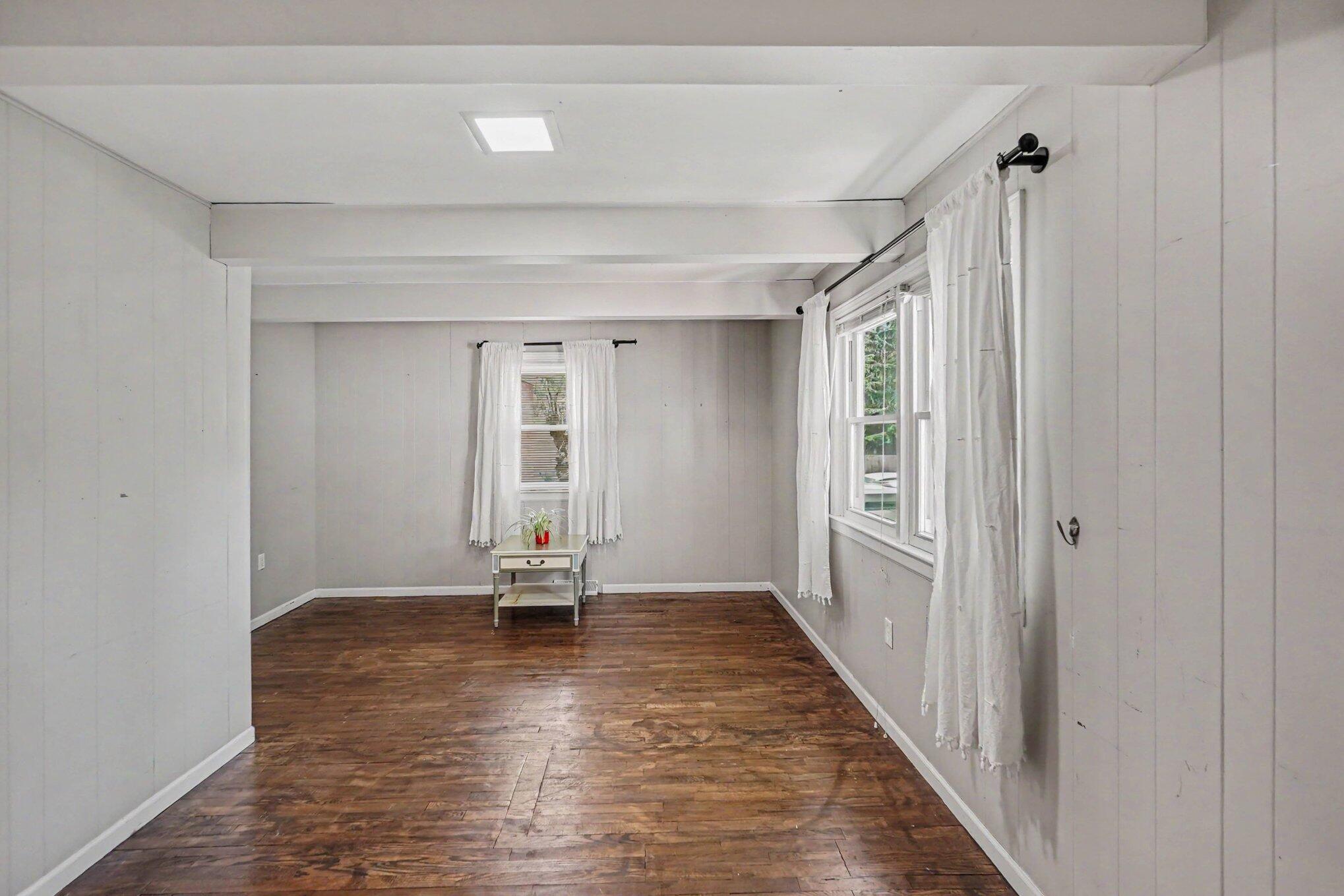 37 W Garfield Avenue Zeeland MI 49464