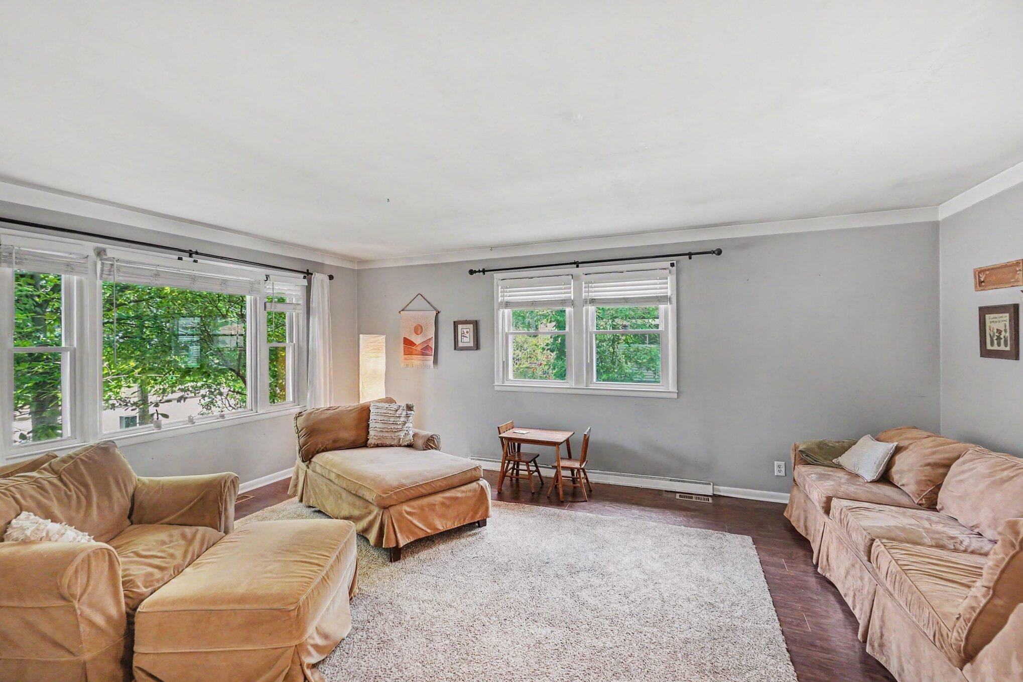 37 W Garfield Avenue Zeeland MI 49464