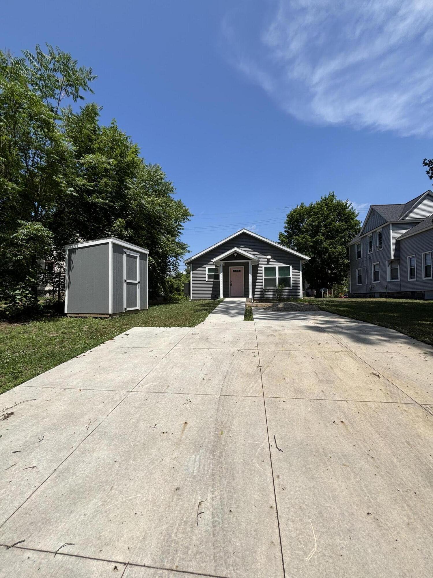 436 Martin Luther King Jr Street SE Grand Rapids MI 49507