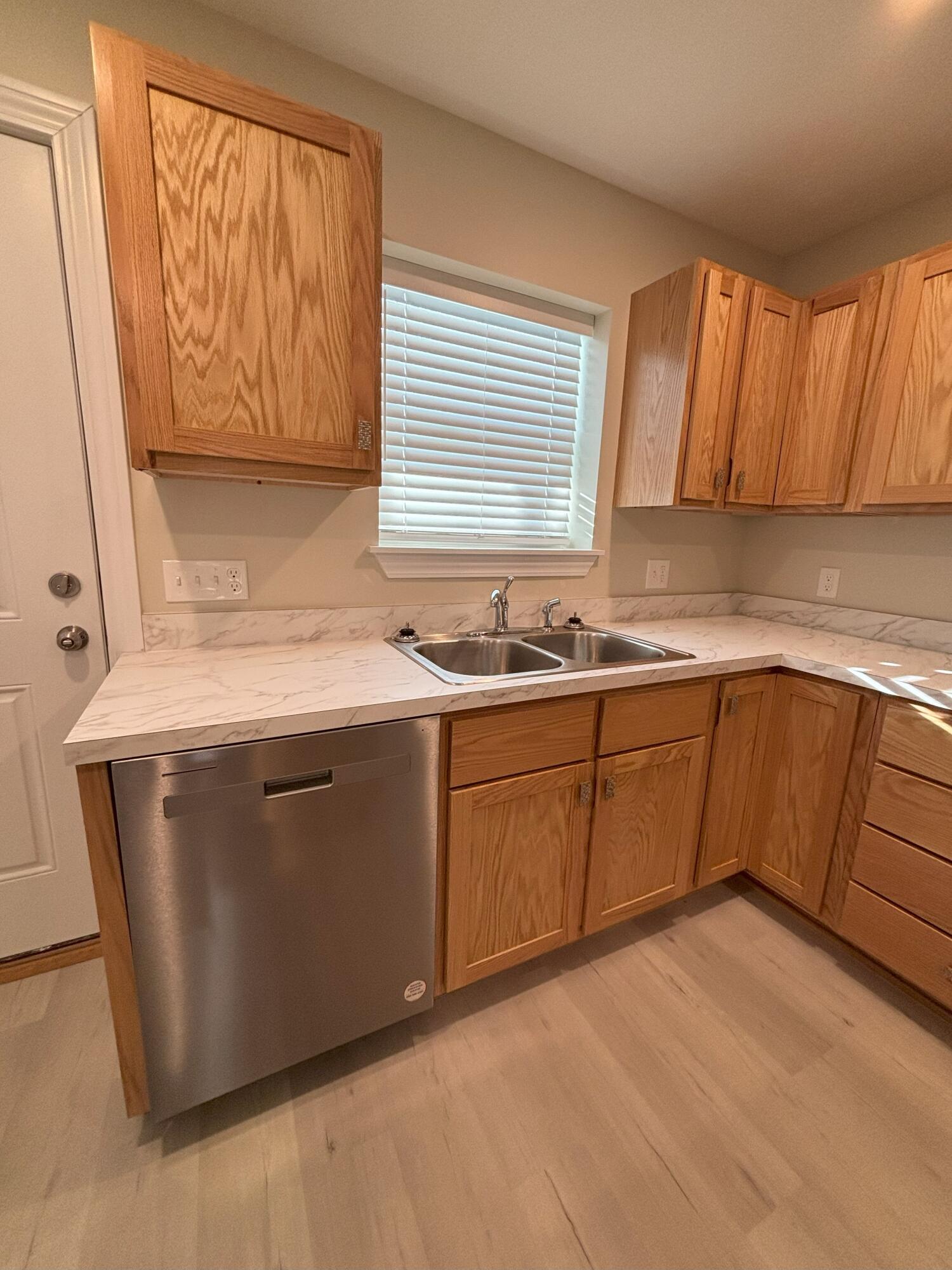 436 Martin Luther King Jr Street SE Grand Rapids MI 49507