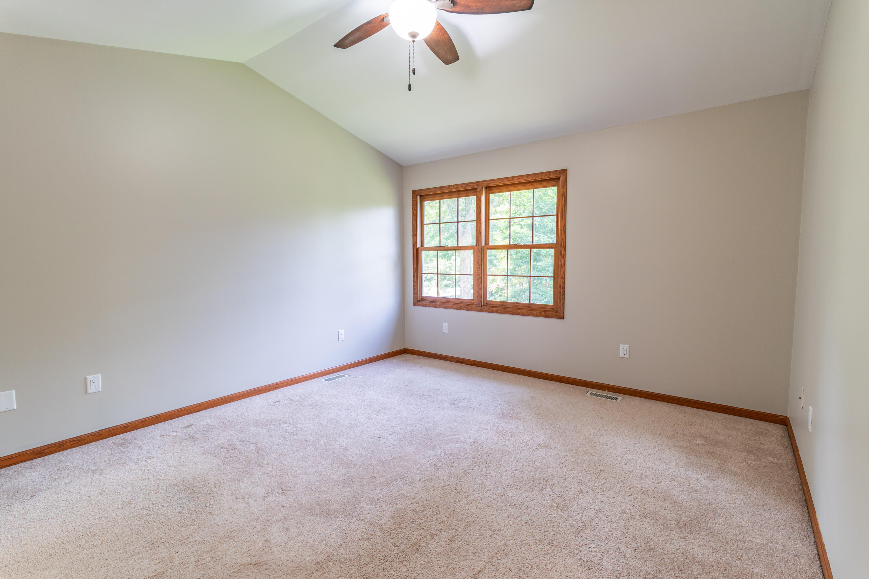 765 Chadds Ford Way Kalamazoo MI 49009