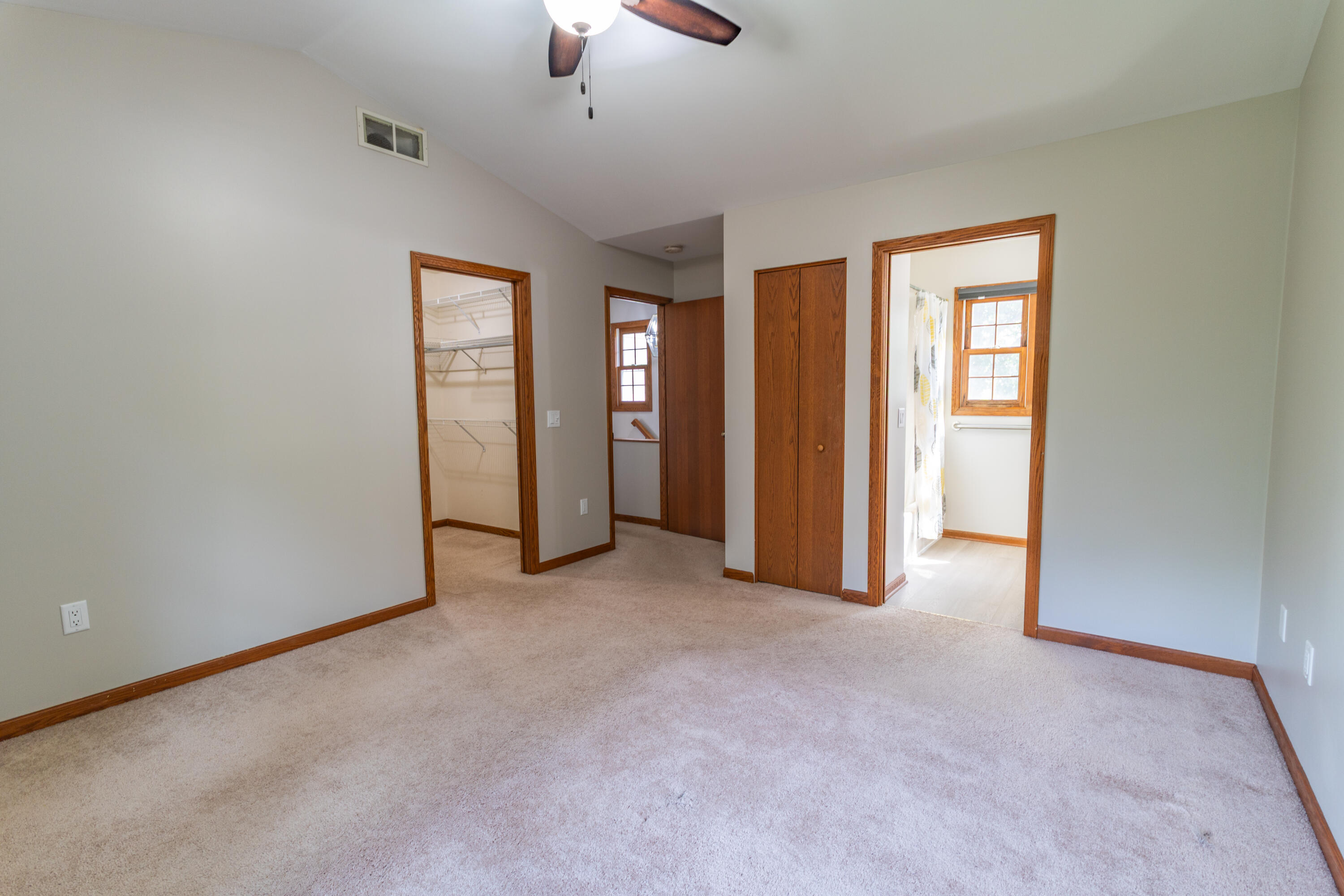 765 Chadds Ford Way Kalamazoo MI 49009