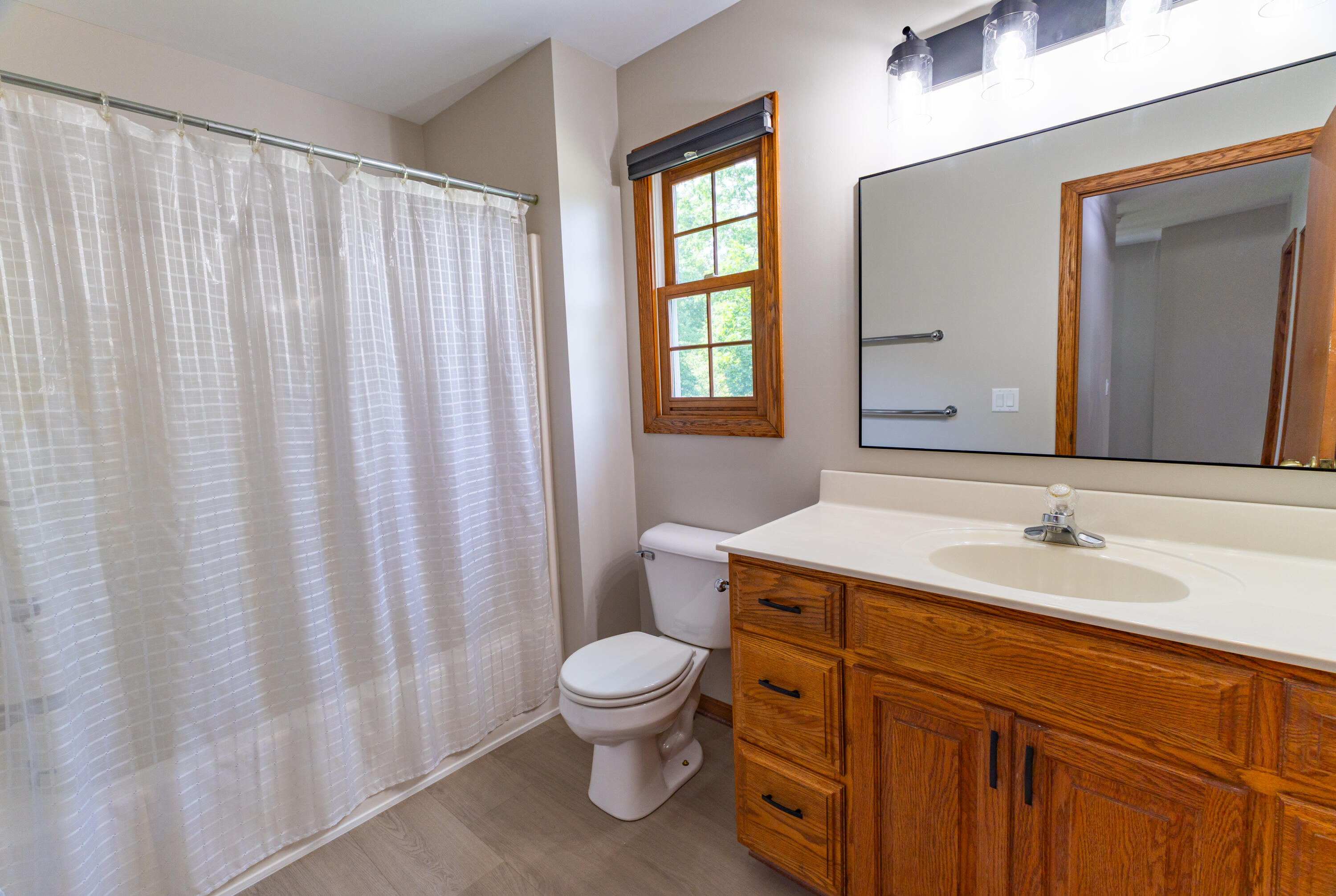 765 Chadds Ford Way Kalamazoo MI 49009
