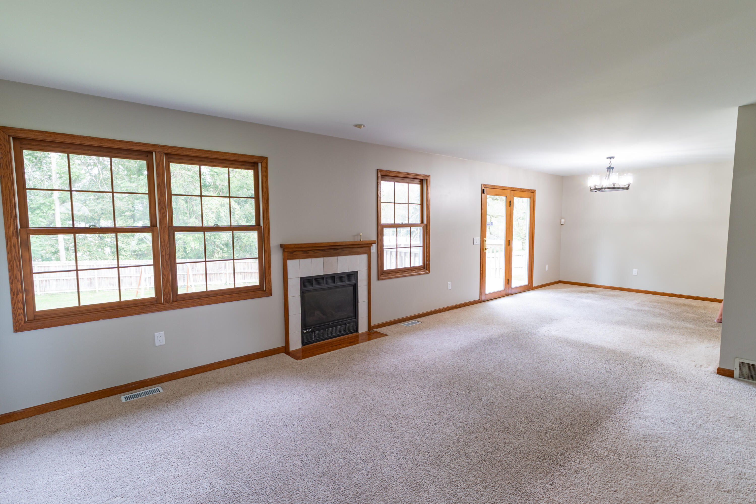 765 Chadds Ford Way Kalamazoo MI 49009