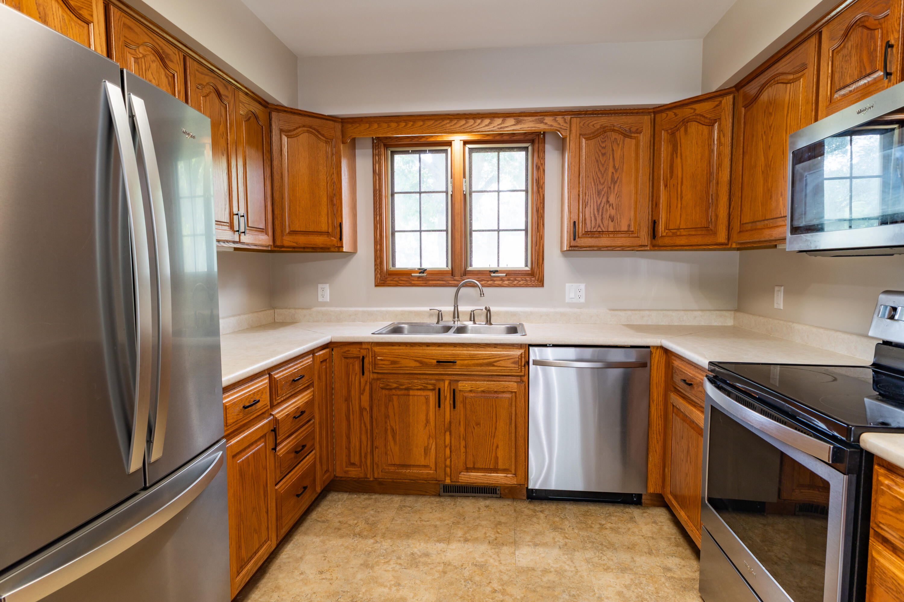 765 Chadds Ford Way Kalamazoo MI 49009
