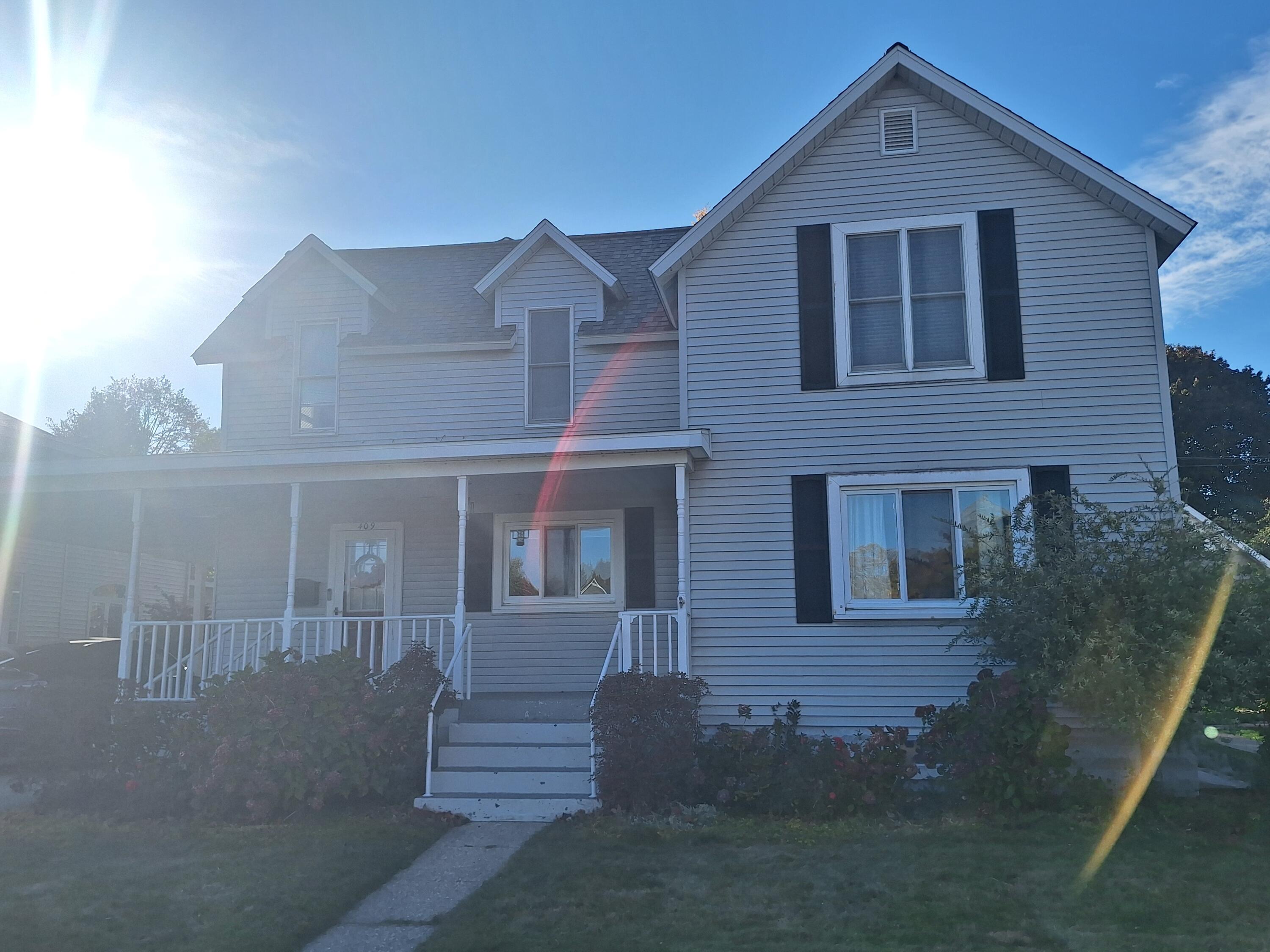 409 N Gaylord Avenue Ludington MI 49431