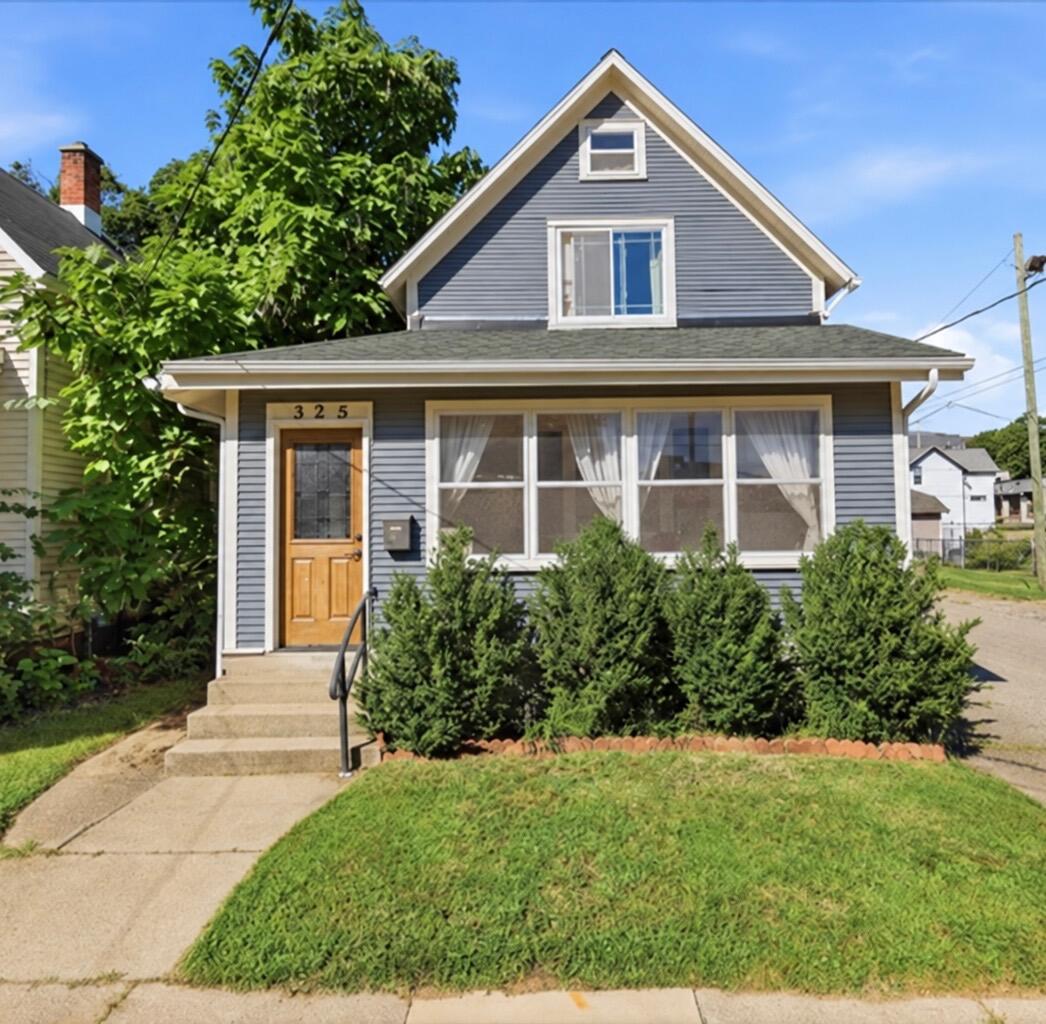 325 Grand Avenue NE Grand Rapids MI 49503