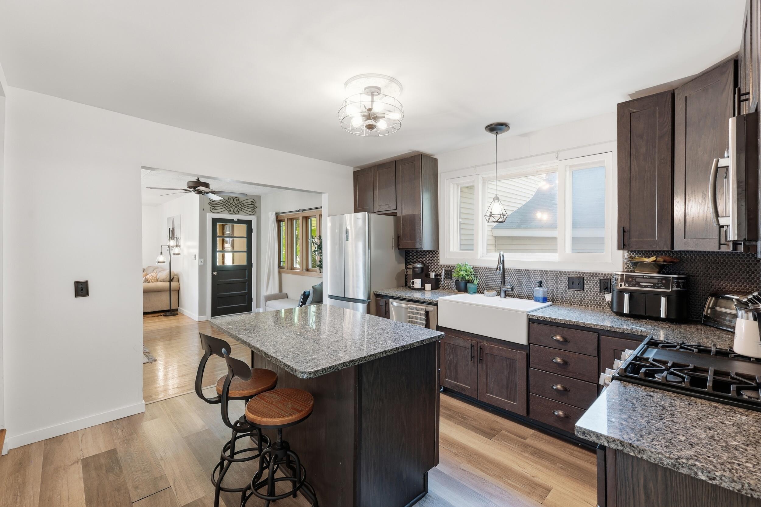 325 Grand Avenue NE Grand Rapids MI 49503