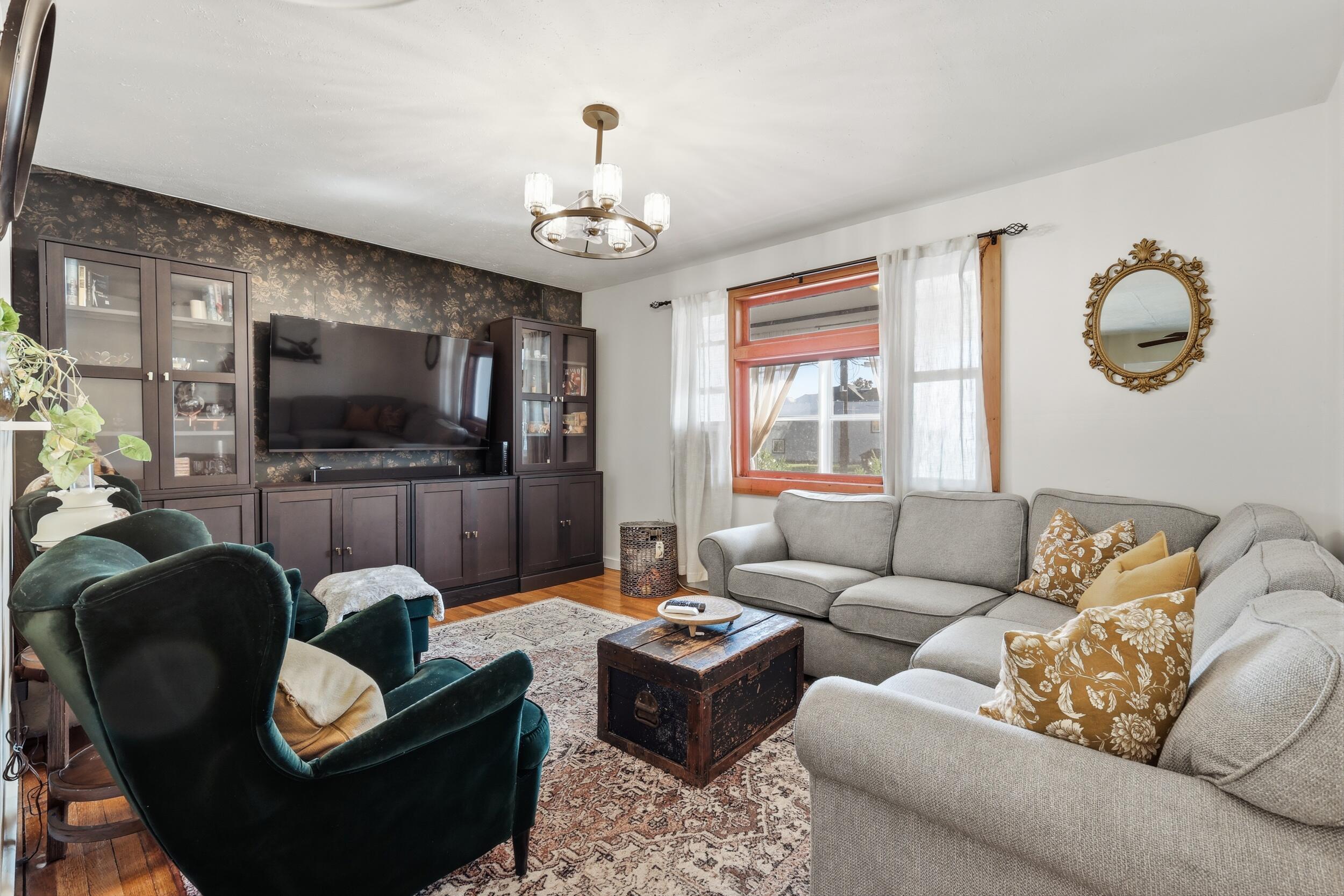 325 Grand Avenue NE Grand Rapids MI 49503