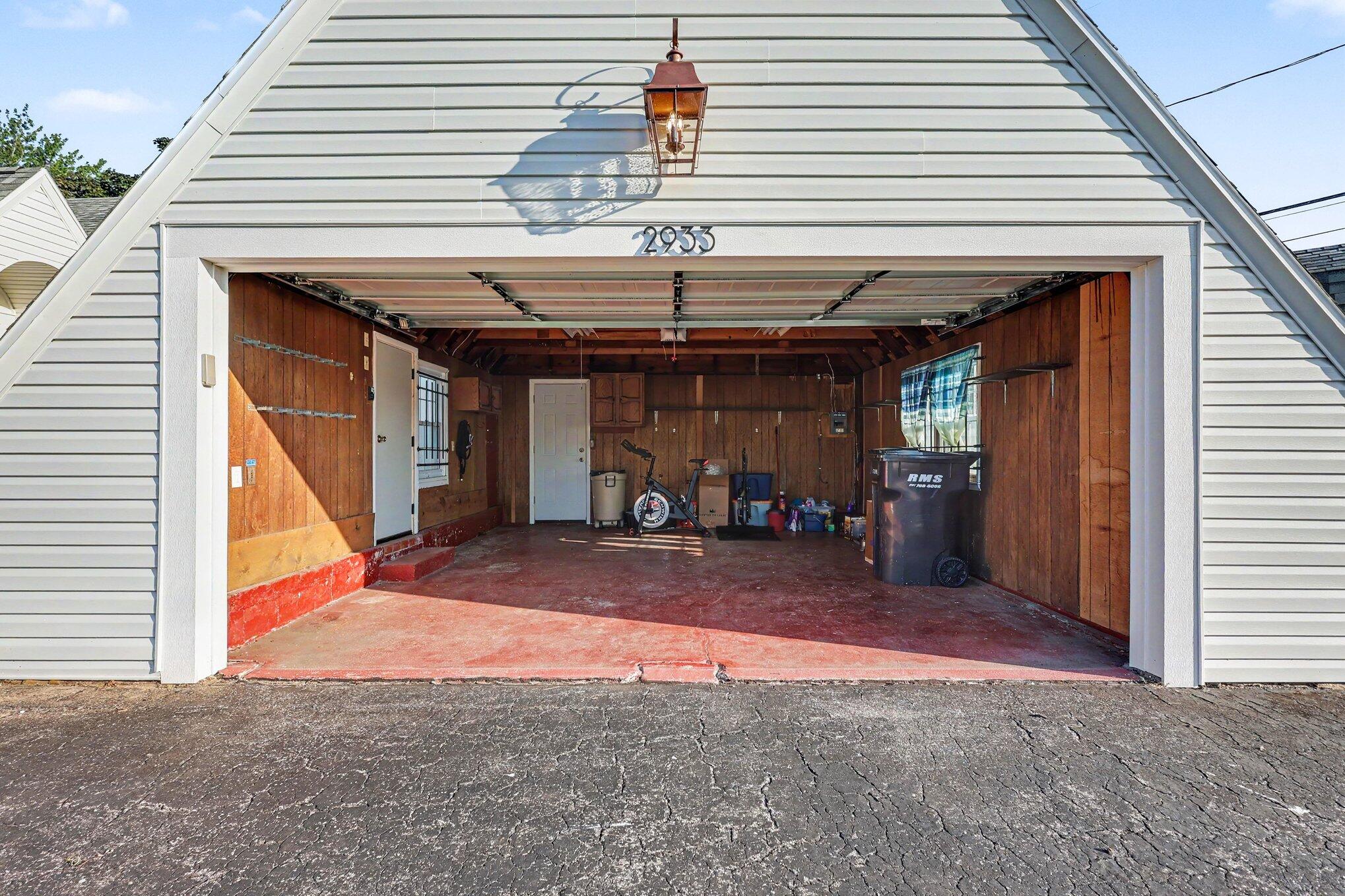 2933 Dawes Road Muskegon MI 49441