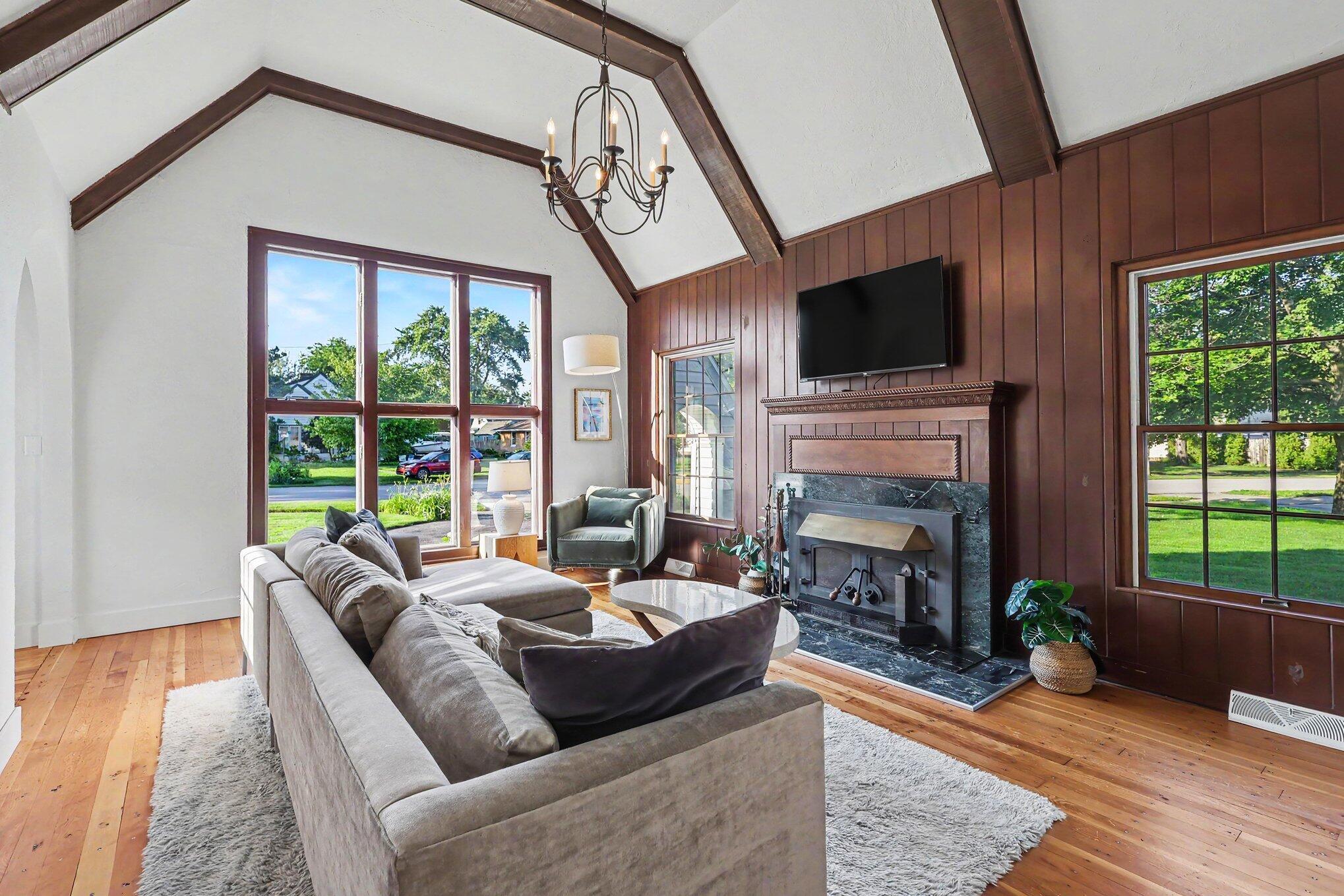2933 Dawes Road Muskegon MI 49441