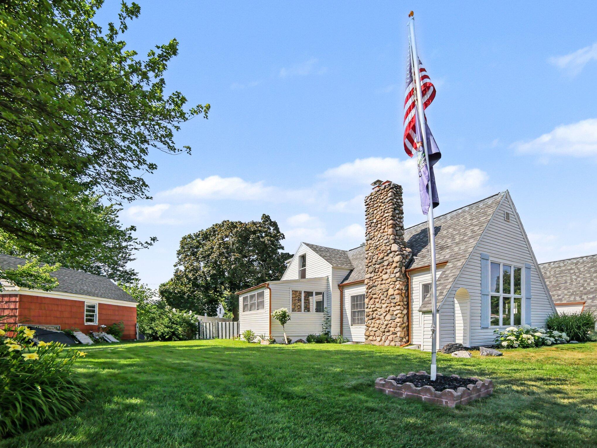 2933 Dawes Road Muskegon MI 49441