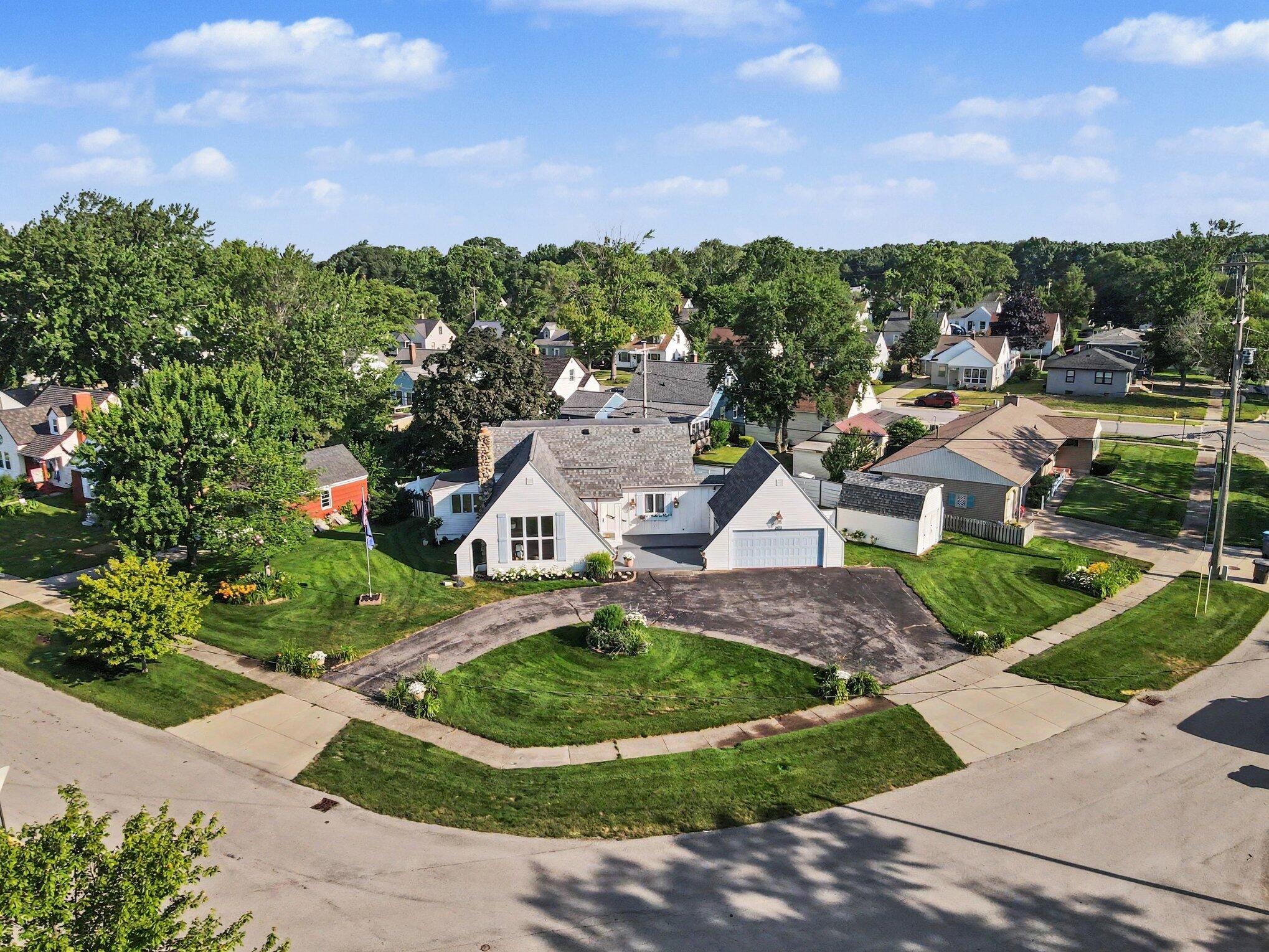 2933 Dawes Road Muskegon MI 49441