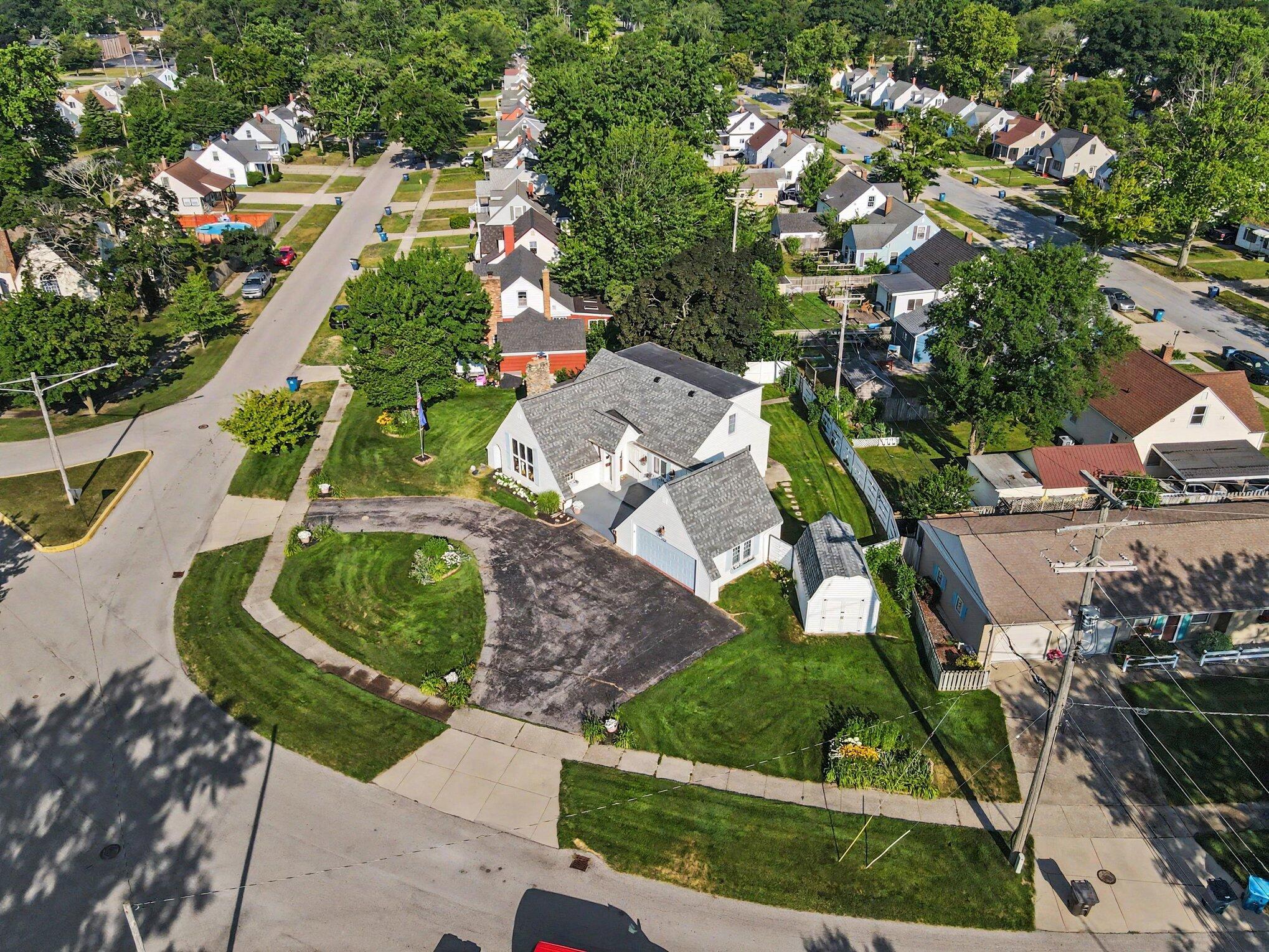 2933 Dawes Road Muskegon MI 49441