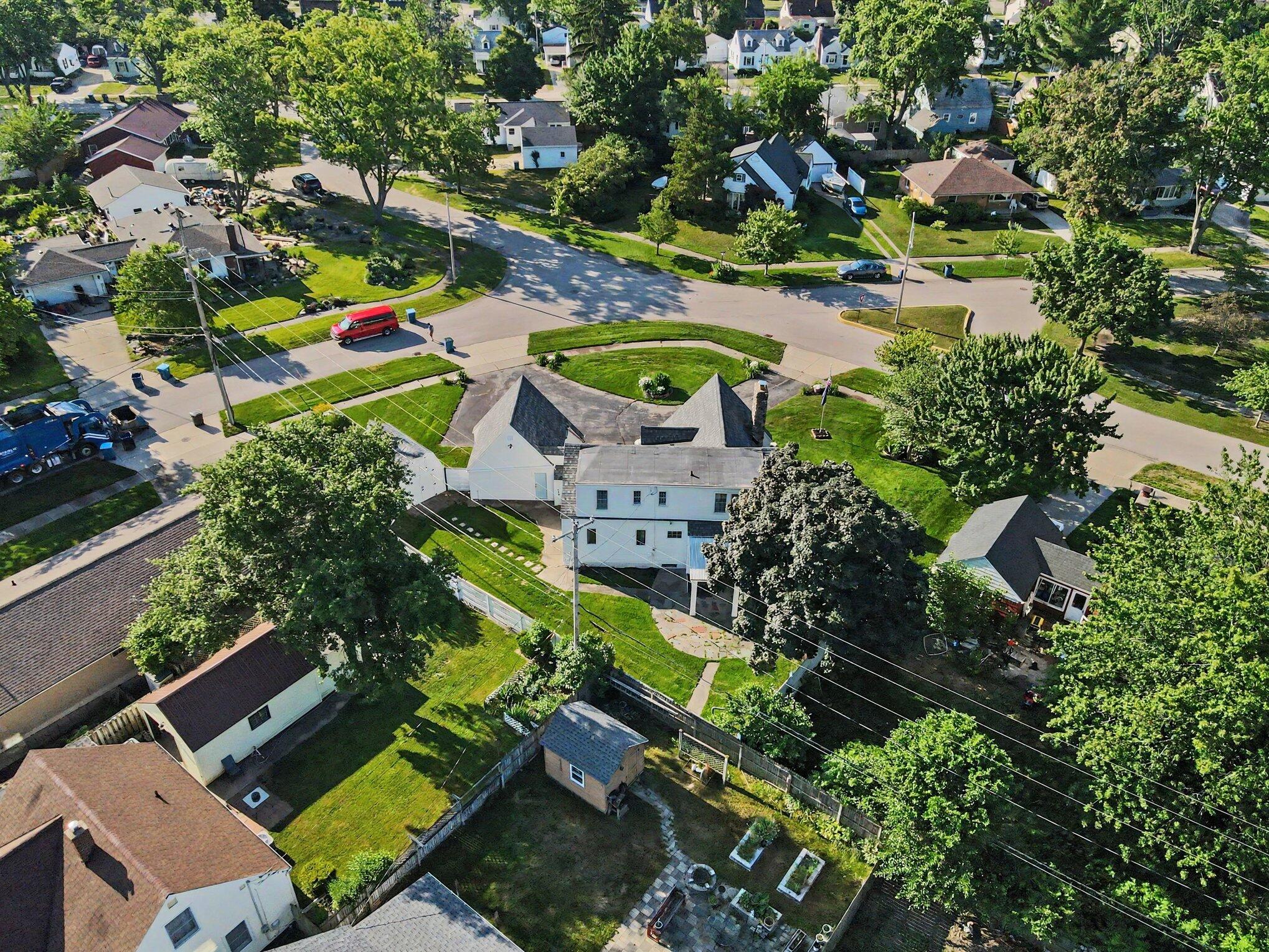 2933 Dawes Road Muskegon MI 49441