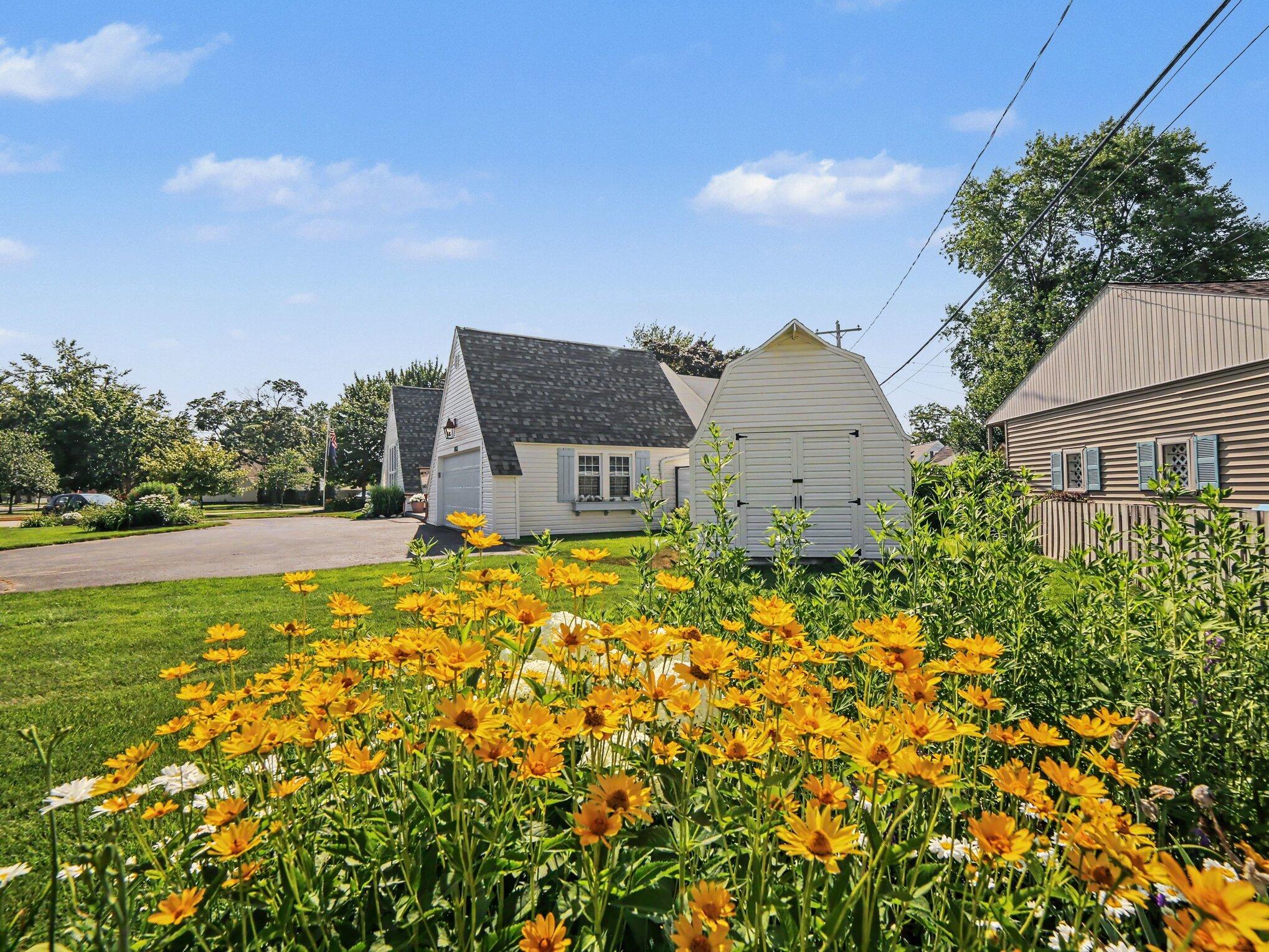 2933 Dawes Road Muskegon MI 49441