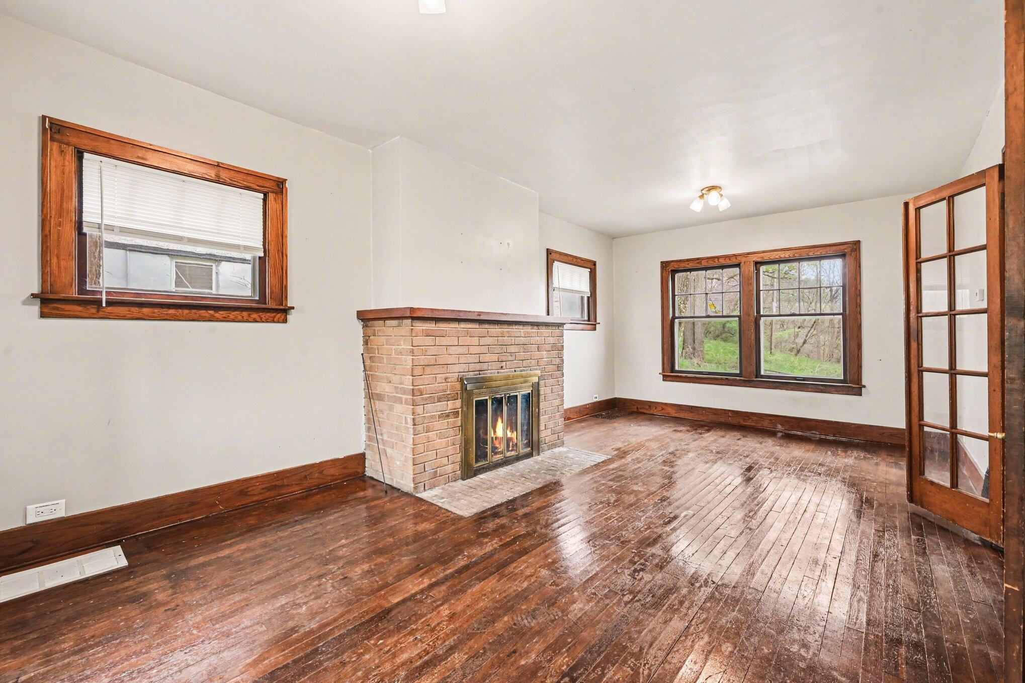 915 Walwood Place Kalamazoo MI 49007