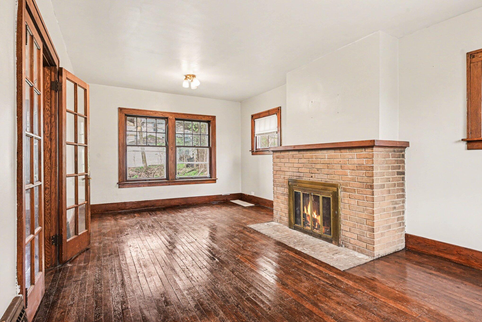 915 Walwood Place Kalamazoo MI 49007