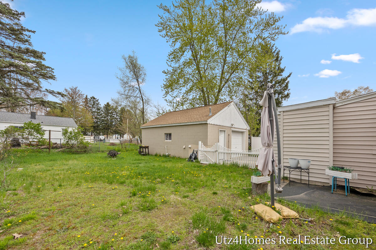 1136 Wilson Court Norton Shores MI 49441