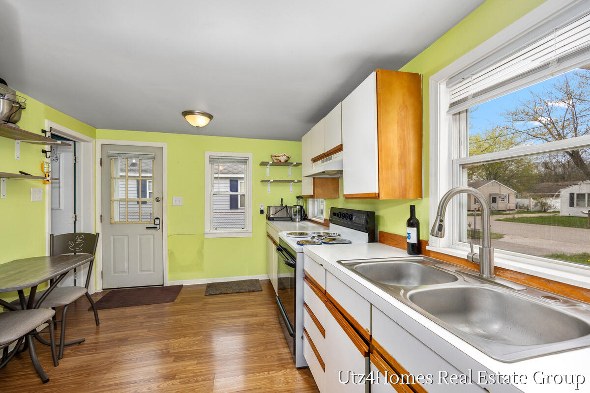 1136 Wilson Court Norton Shores MI 49441