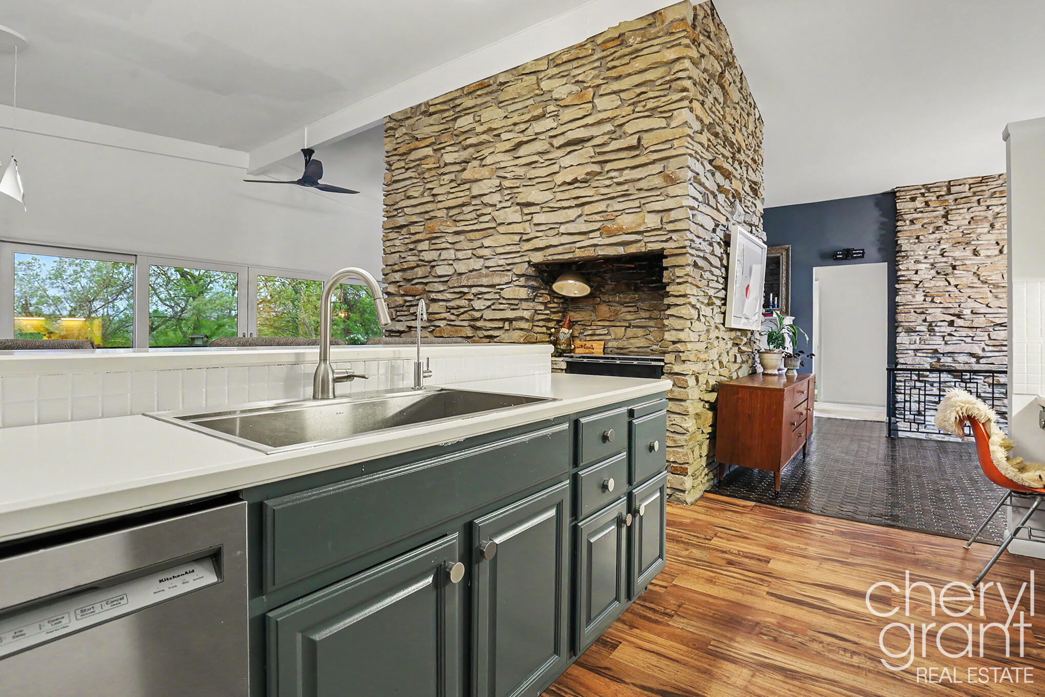 3255 Dorais Drive NE Grand Rapids MI 49525