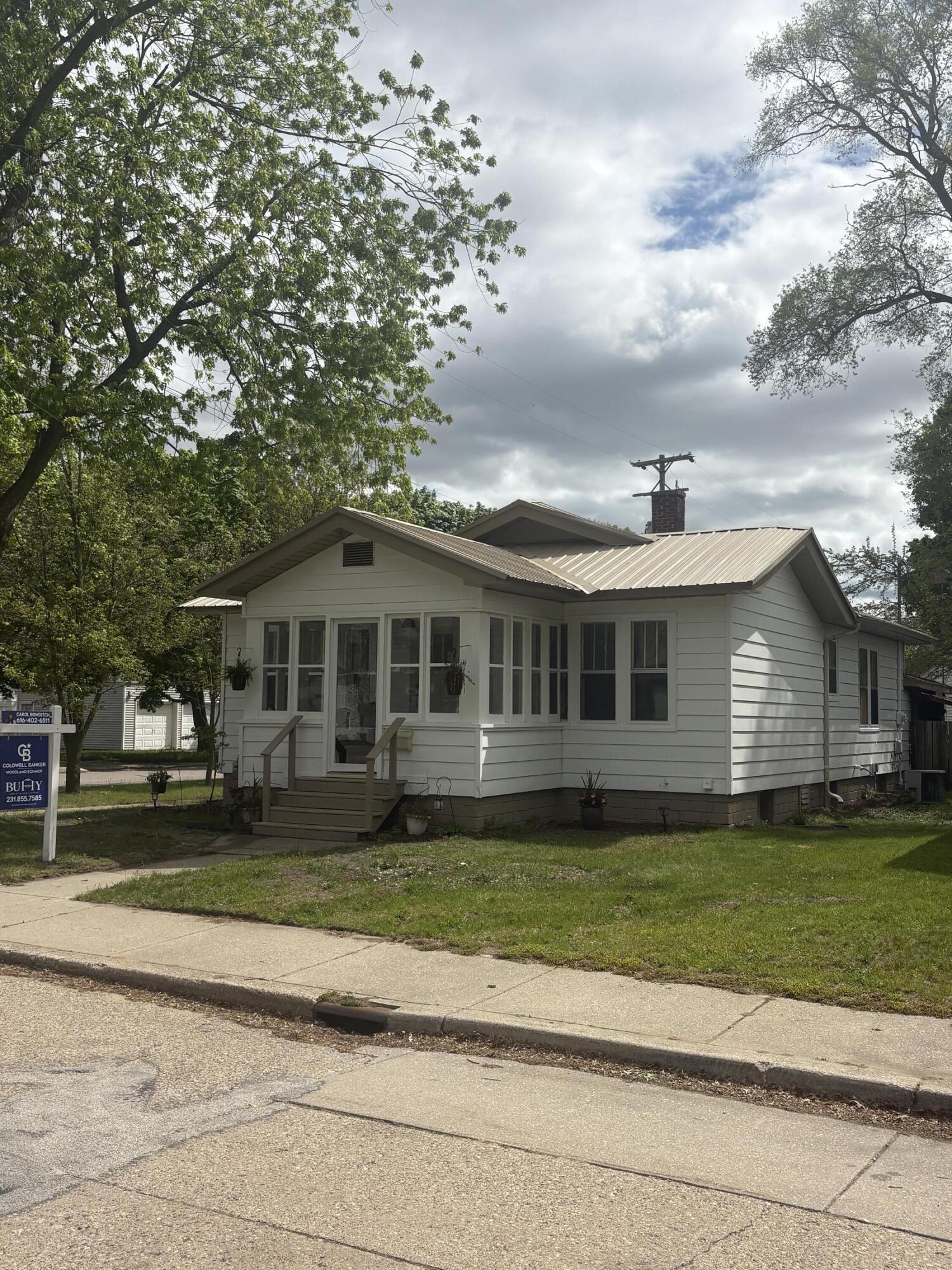 2208 Torrent Street Muskegon MI 49441