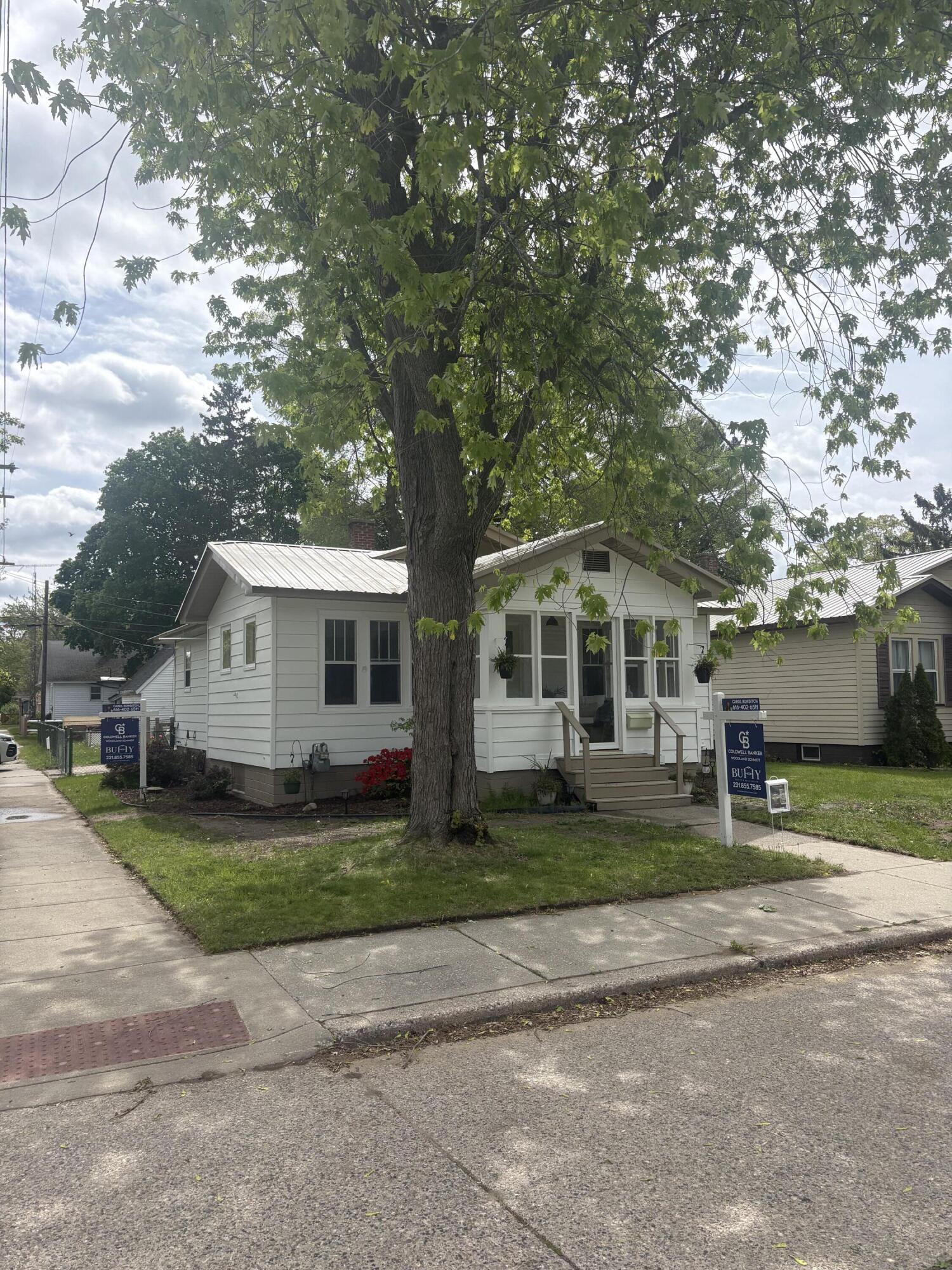 2208 Torrent Street Muskegon MI 49441