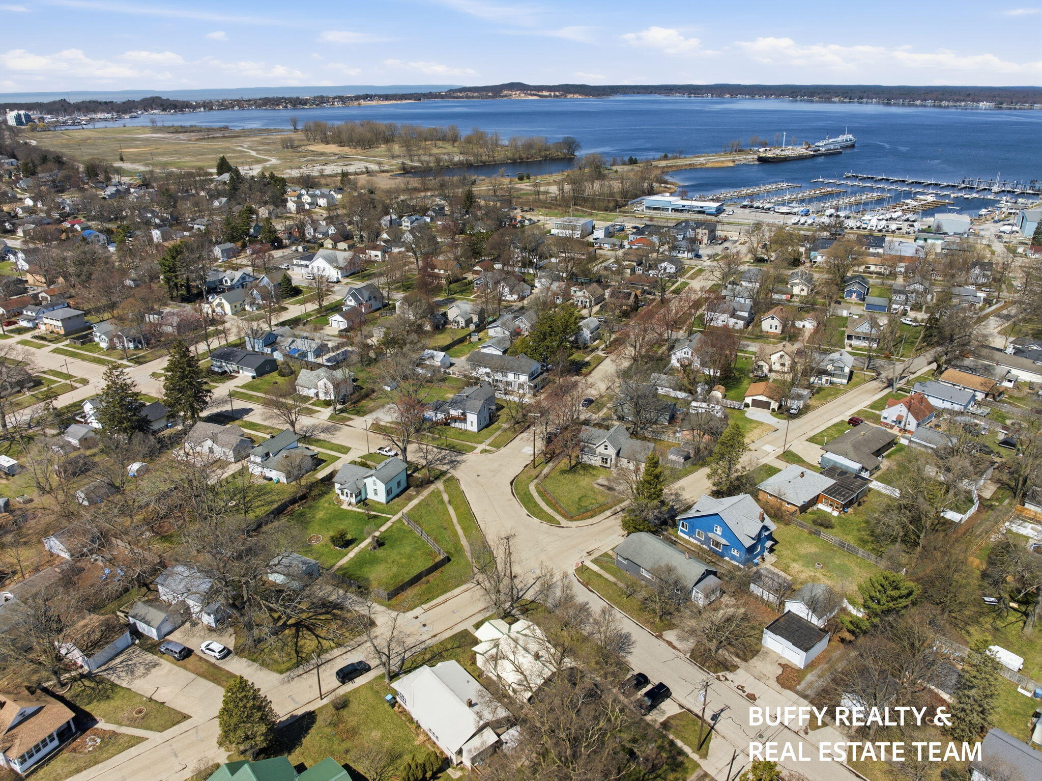 2208 Torrent Street Muskegon MI 49441