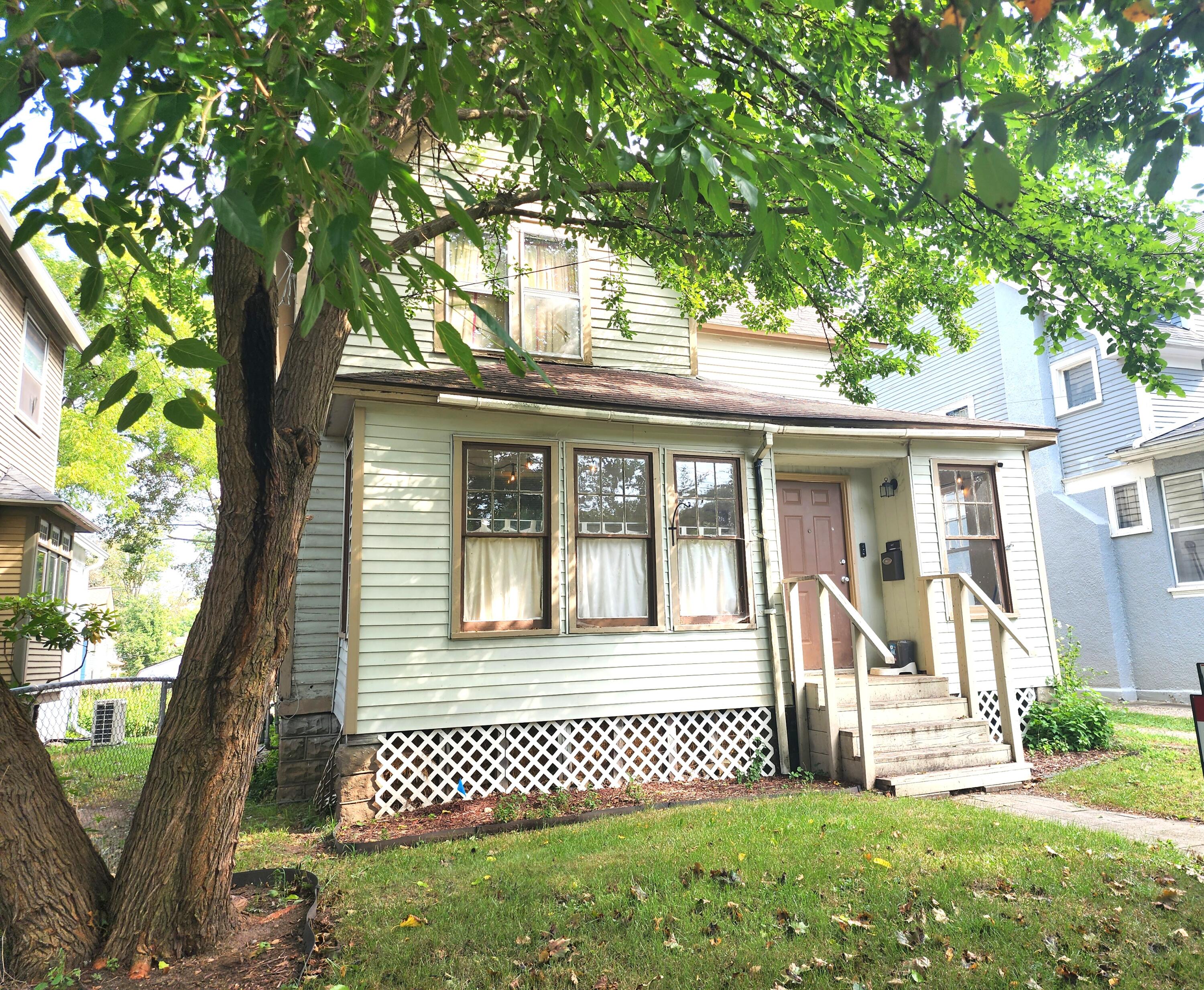 722 Forest Street Kalamazoo MI 49008