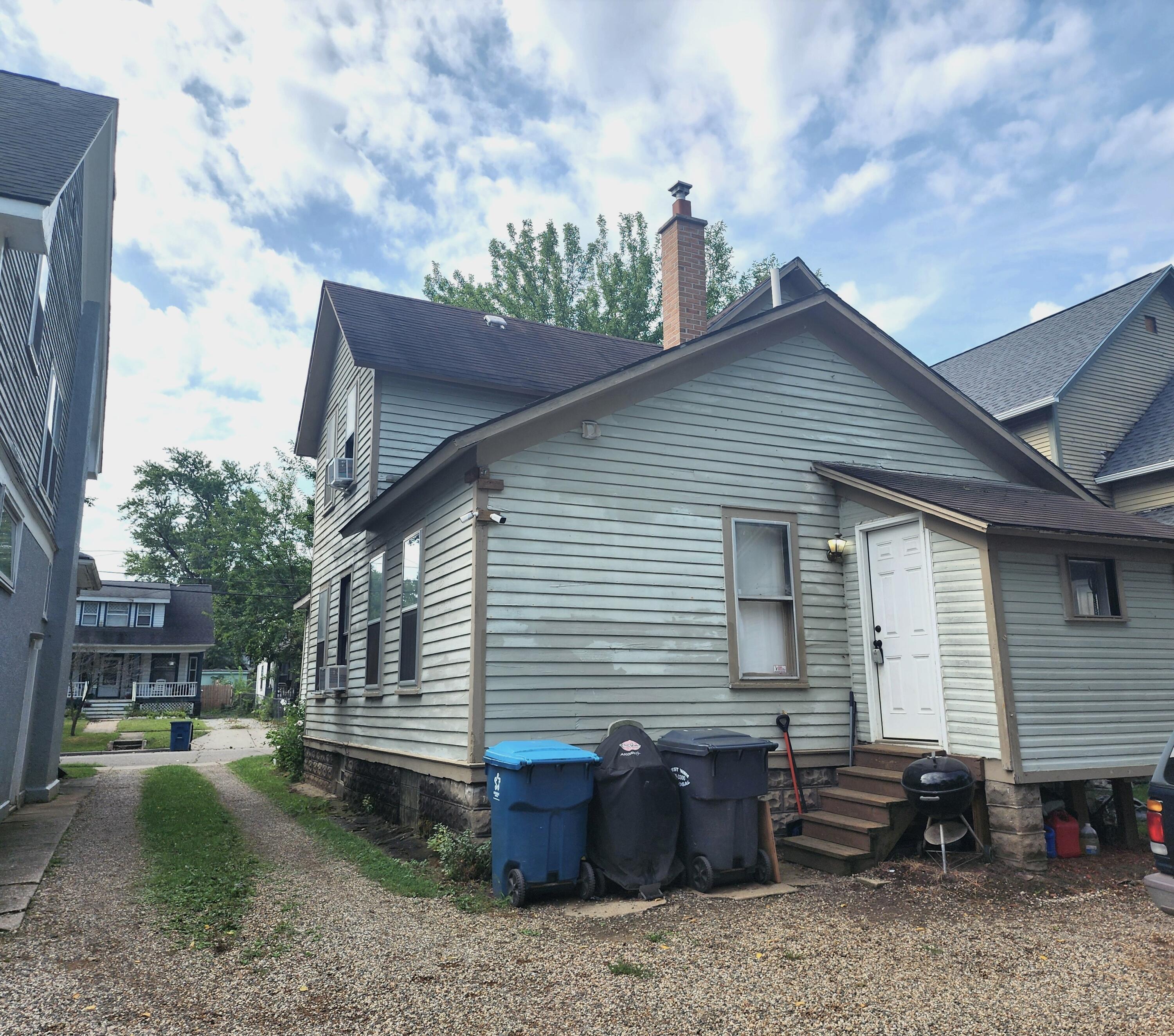 722 Forest Street Kalamazoo MI 49008