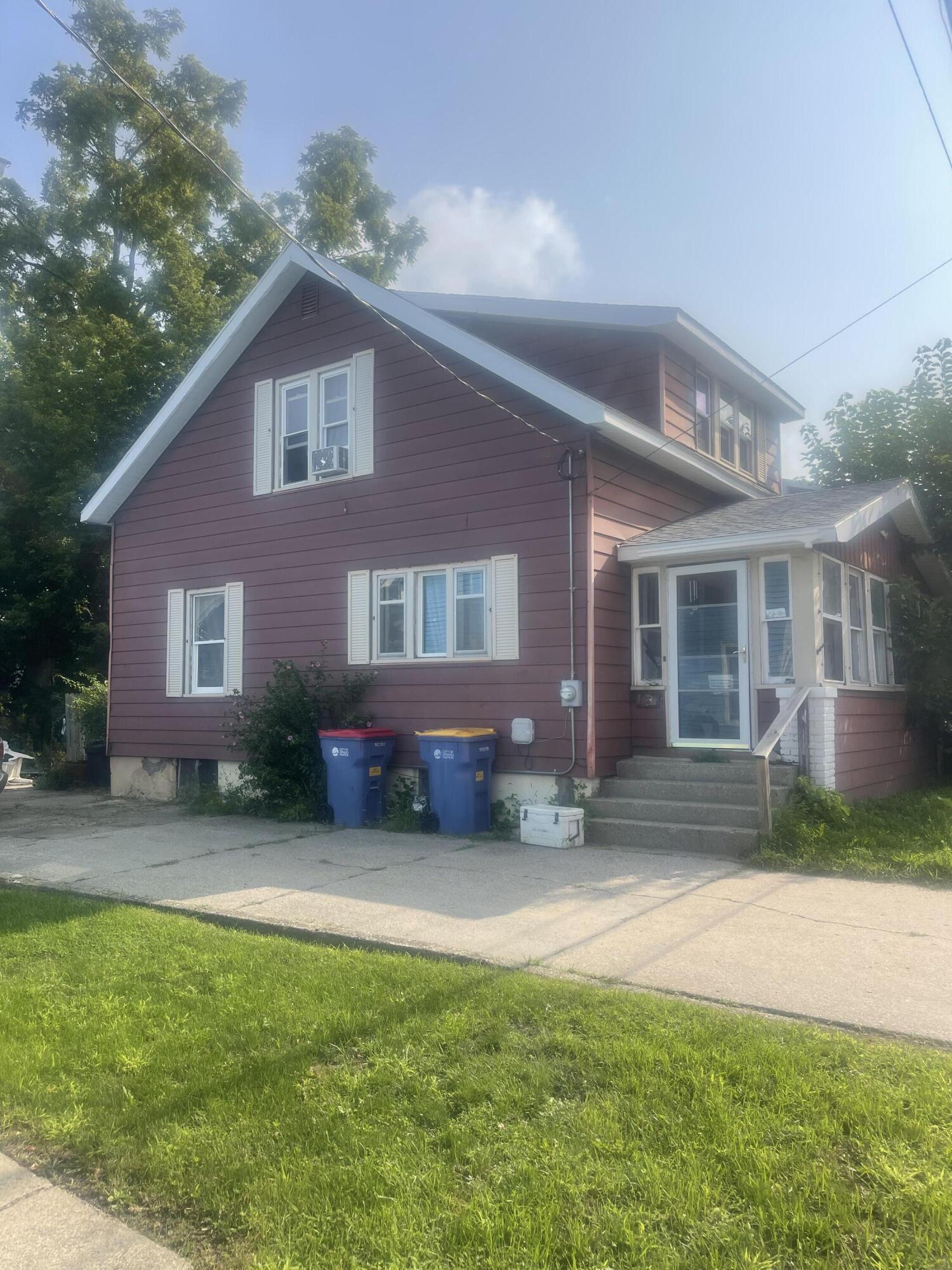 527 Cordelia Street SW Grand Rapids MI 49503