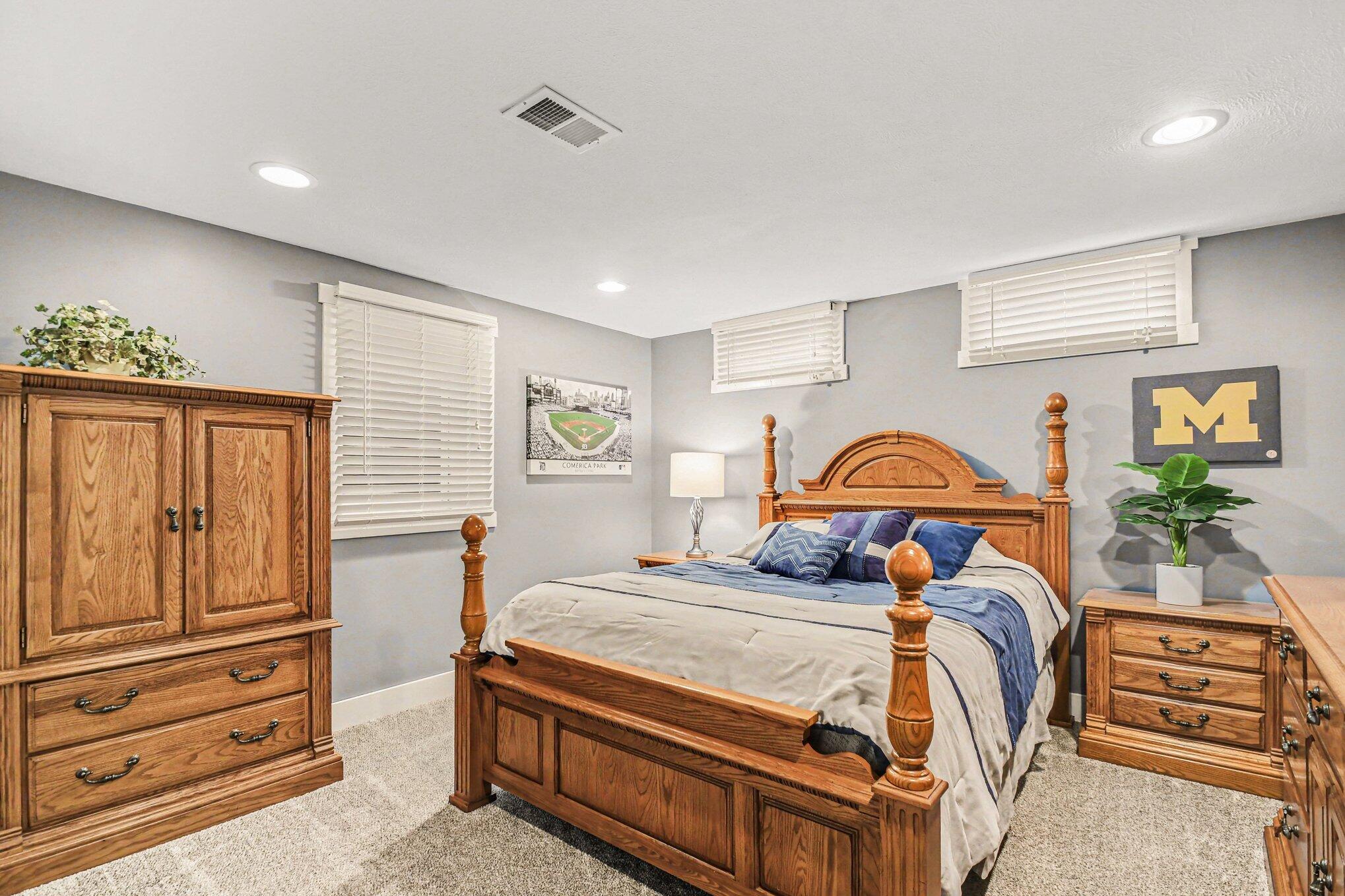 1576 S Bonny Bruce Drive Stevensville MI 49127