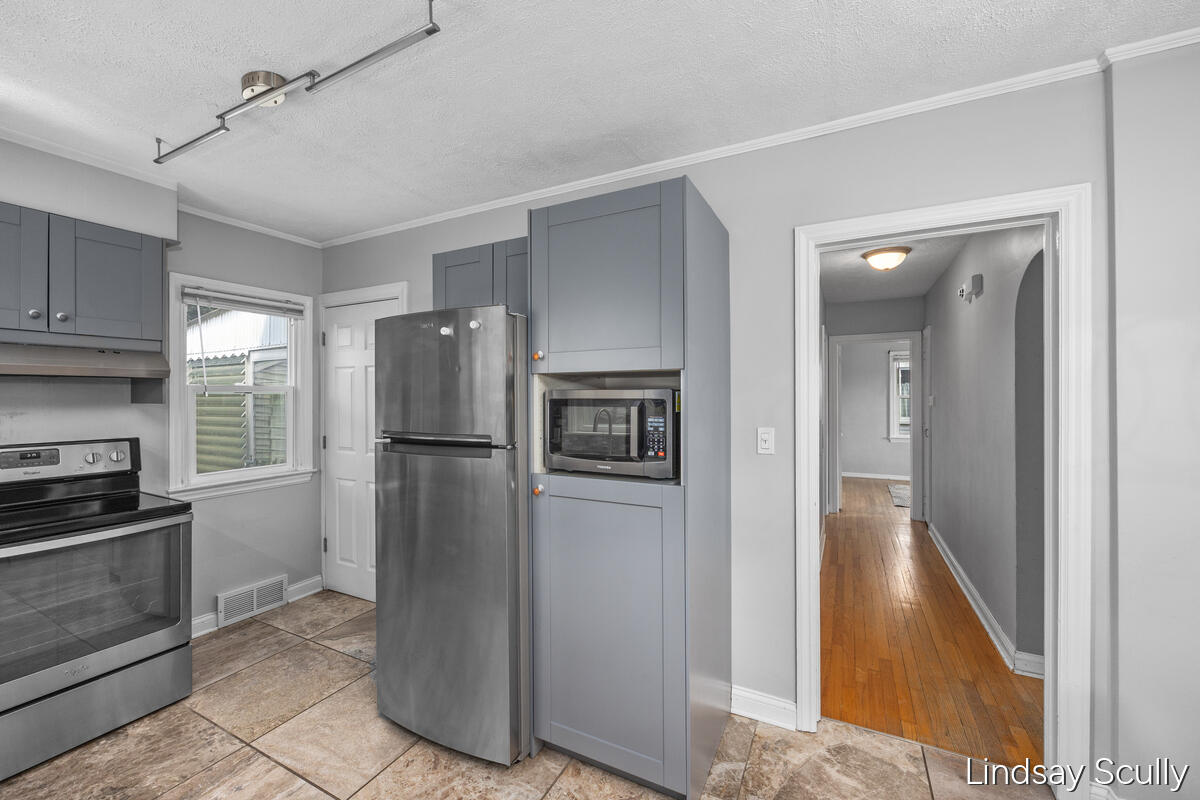 819 Alger Street SE Grand Rapids MI 49507