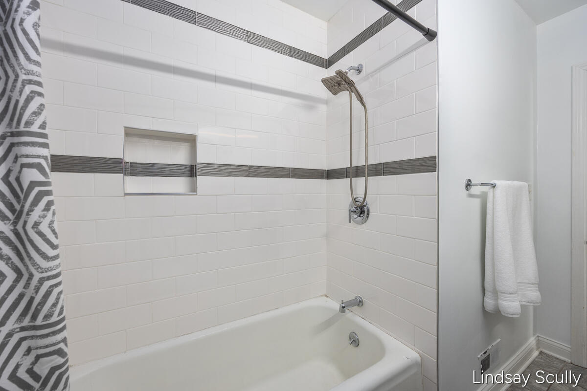 819 Alger Street SE Grand Rapids MI 49507