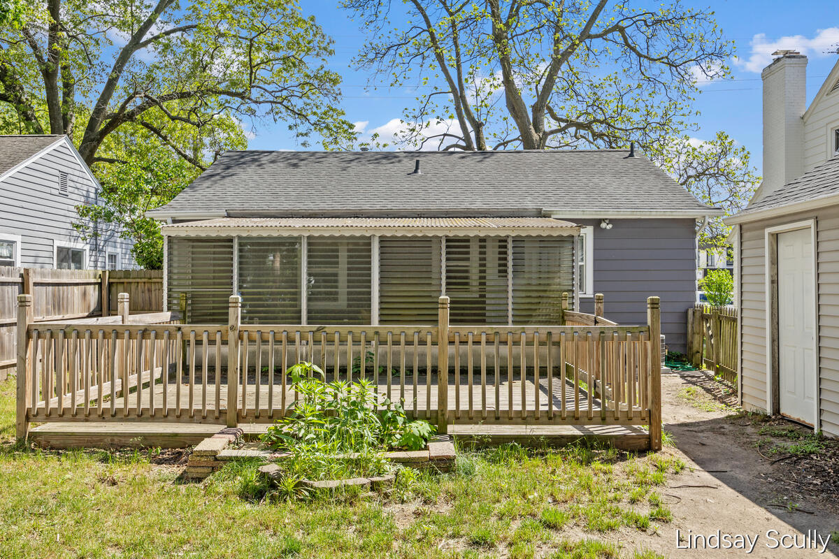 819 Alger Street SE Grand Rapids MI 49507