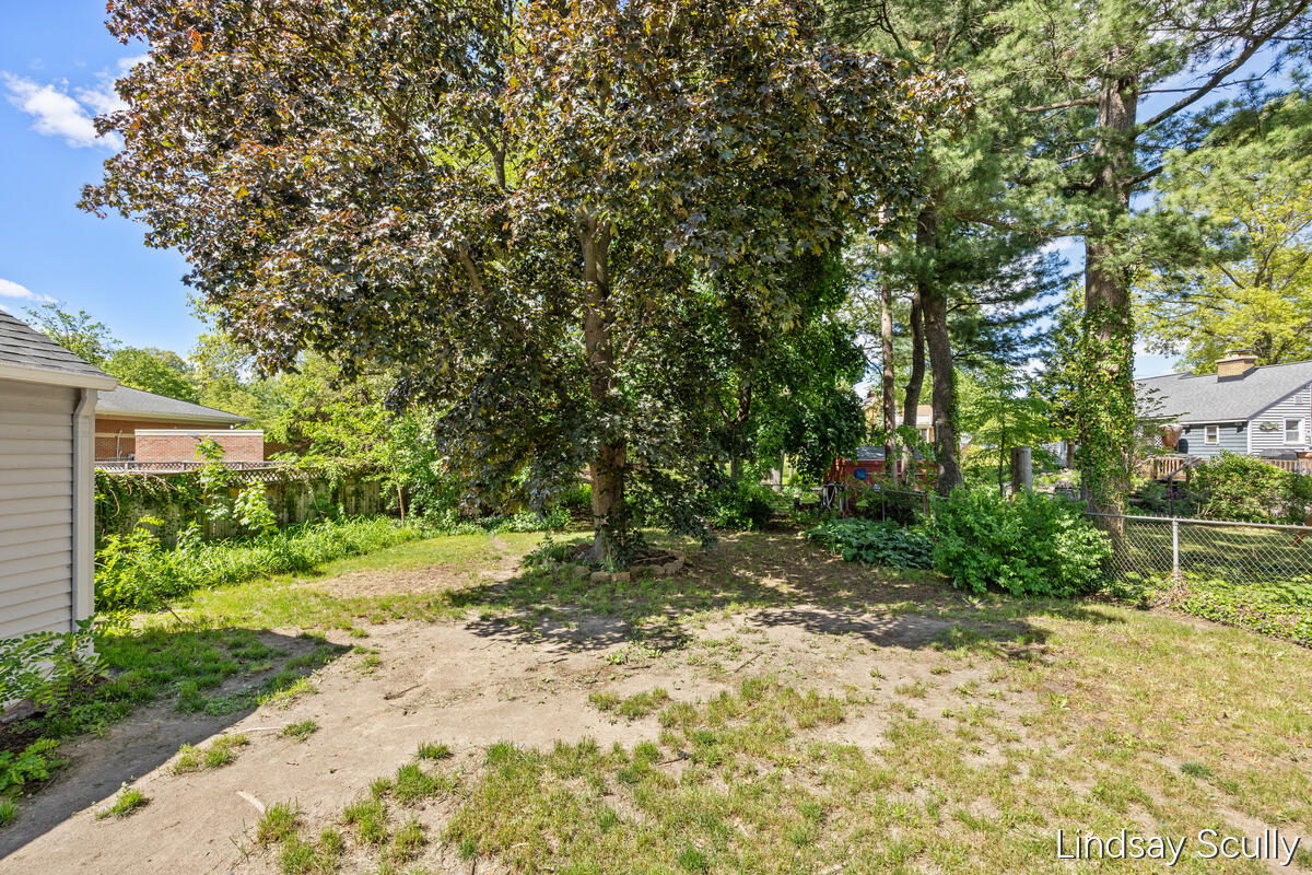 819 Alger Street SE Grand Rapids MI 49507