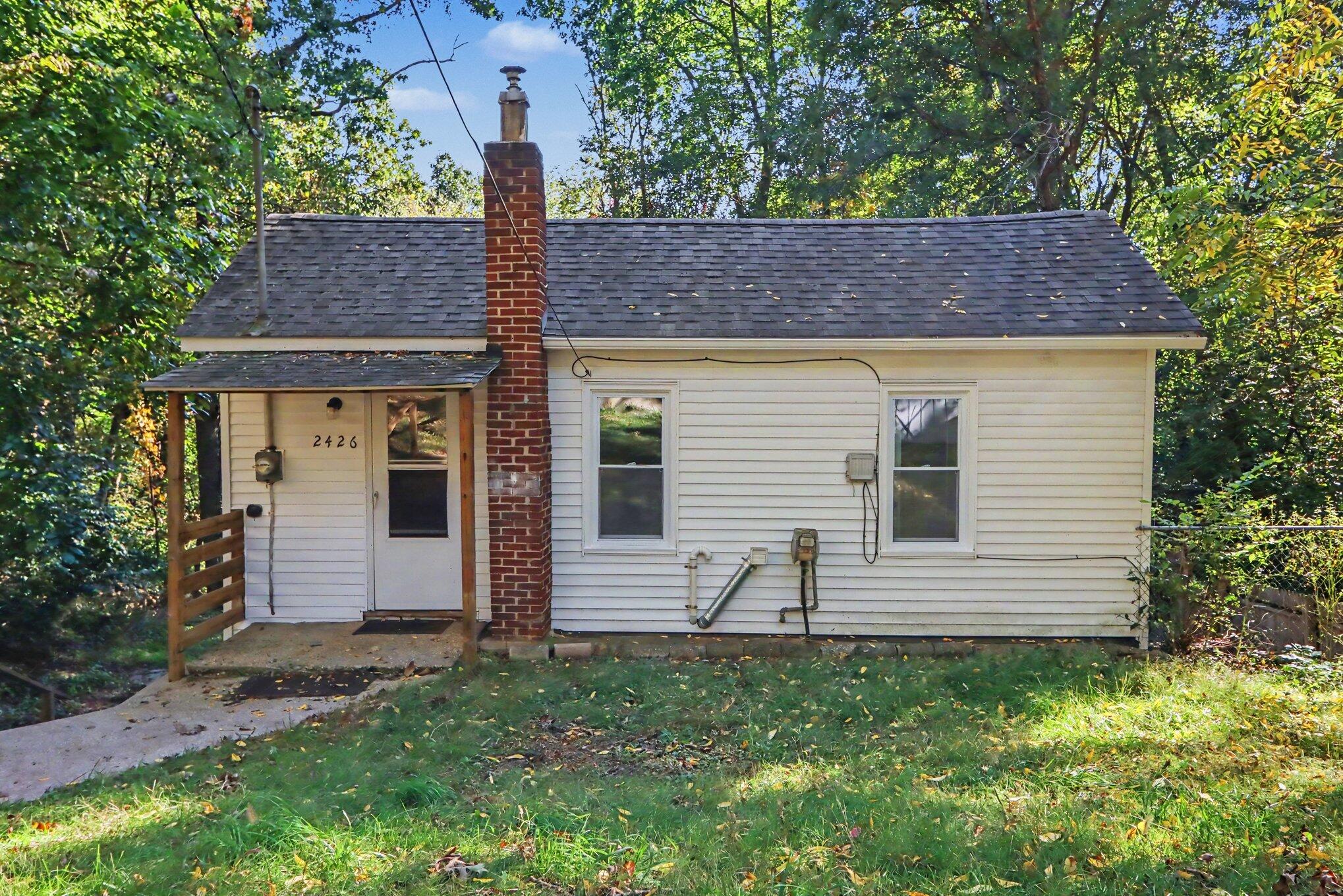 2426 Charles Avenue Kalamazoo MI 49048
