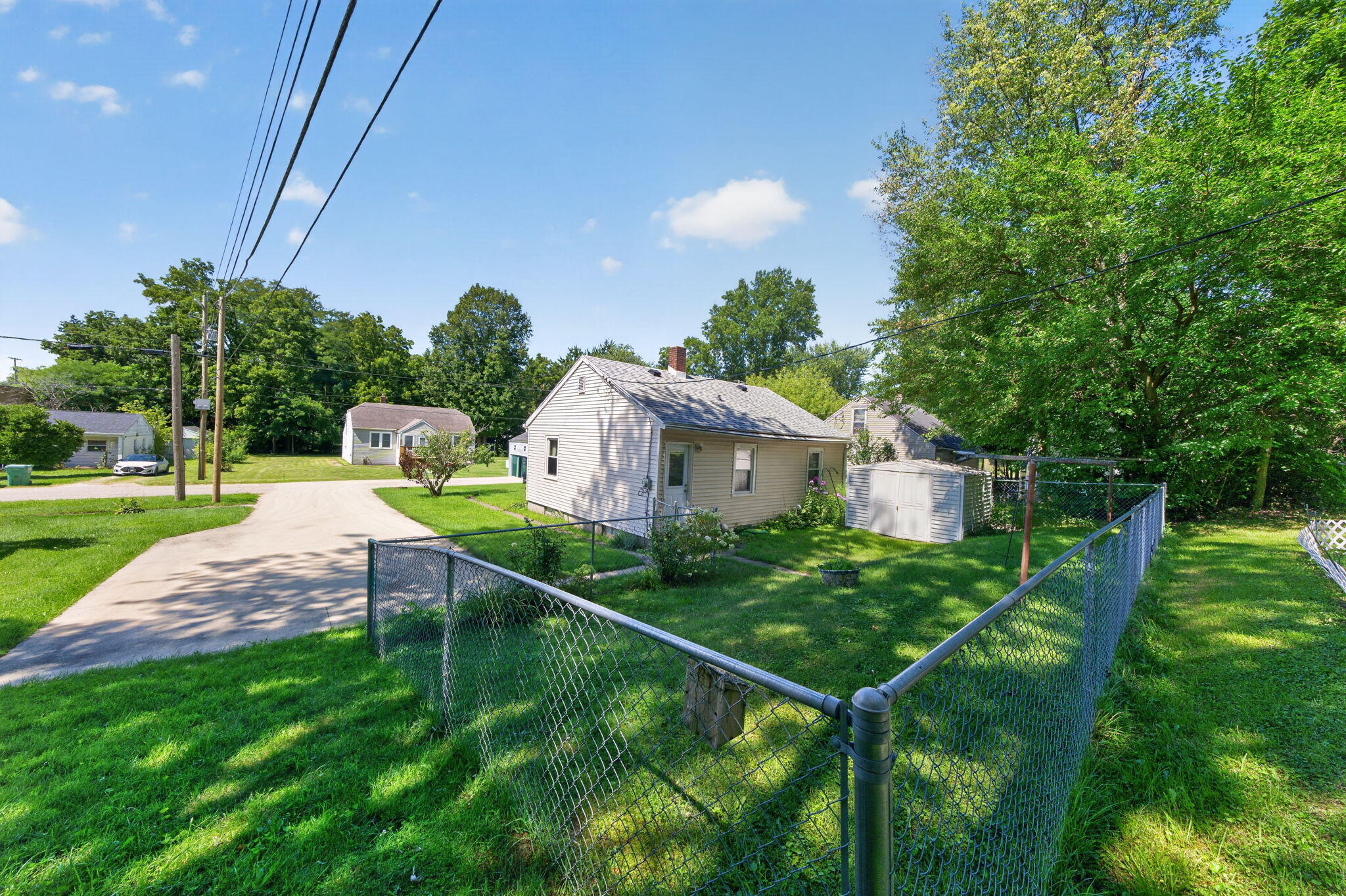 128 N East Street Cassopolis MI 49031