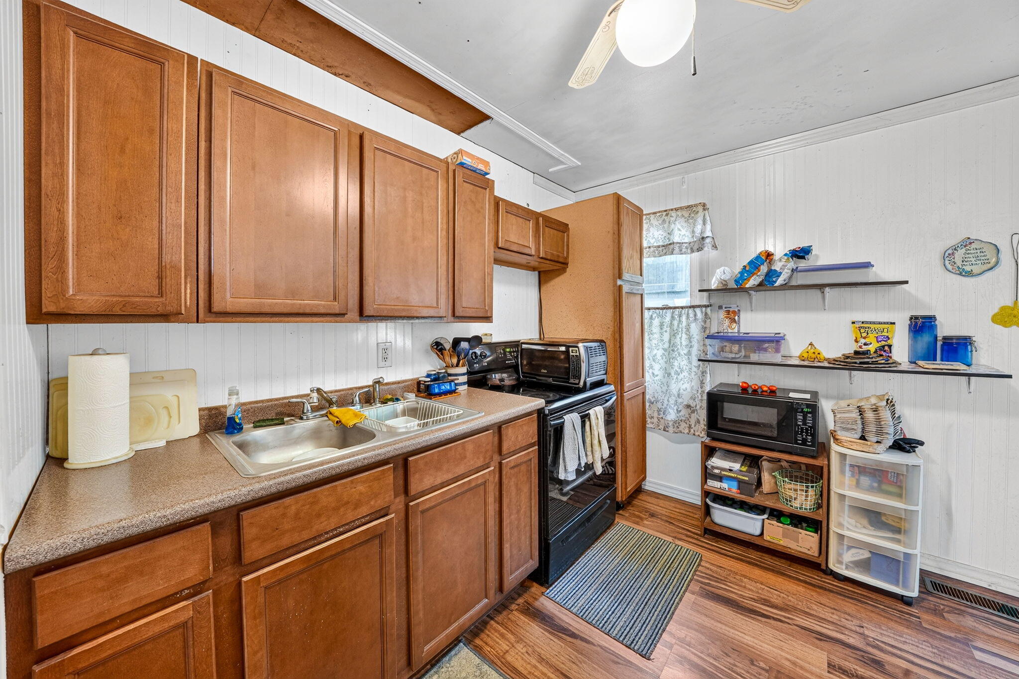 128 N East Street Cassopolis MI 49031
