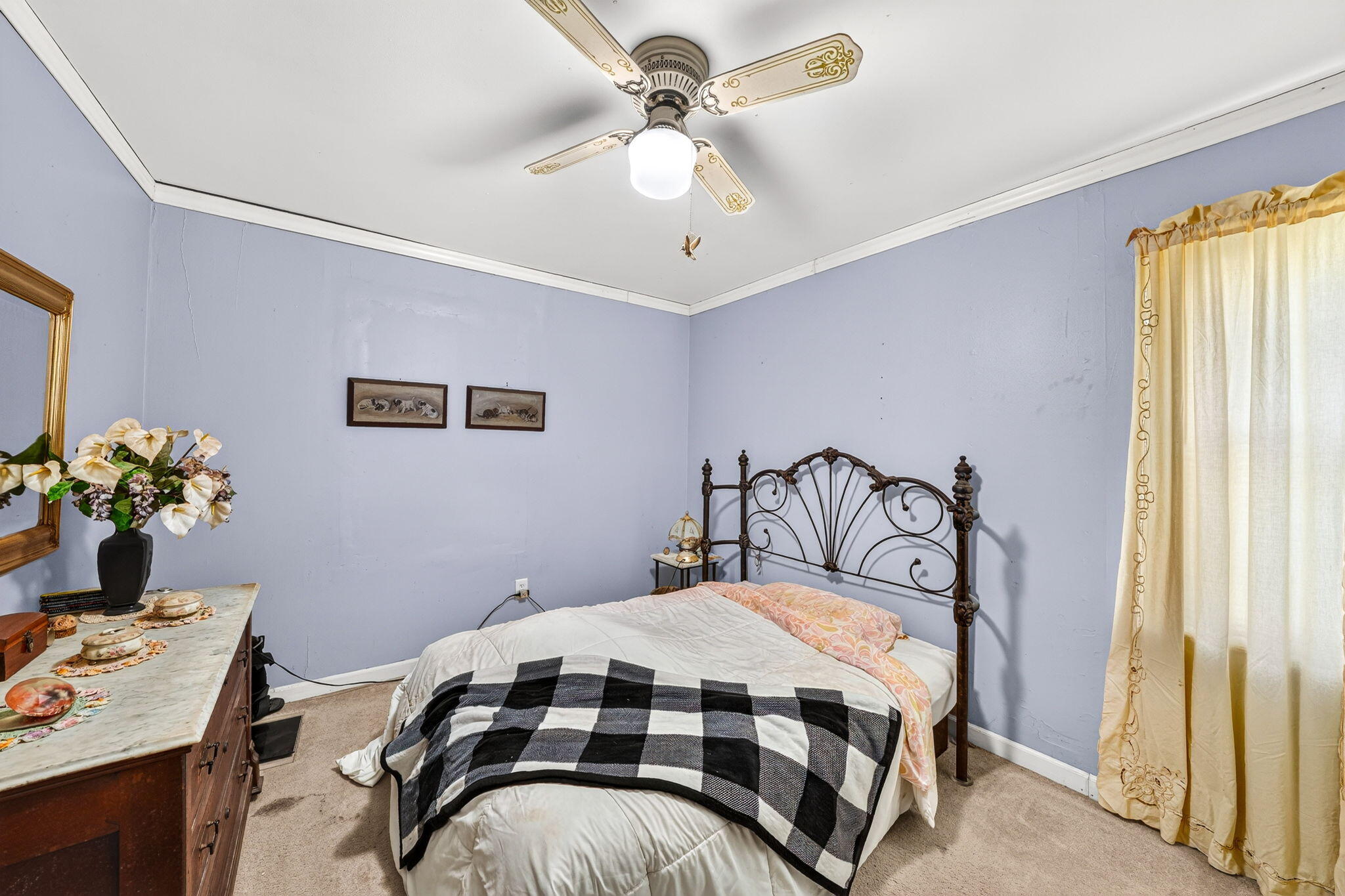 128 N East Street Cassopolis MI 49031