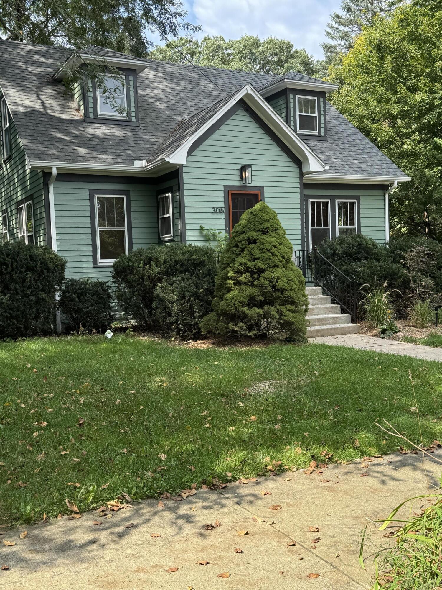 308 S Barker Street New Buffalo MI 49117