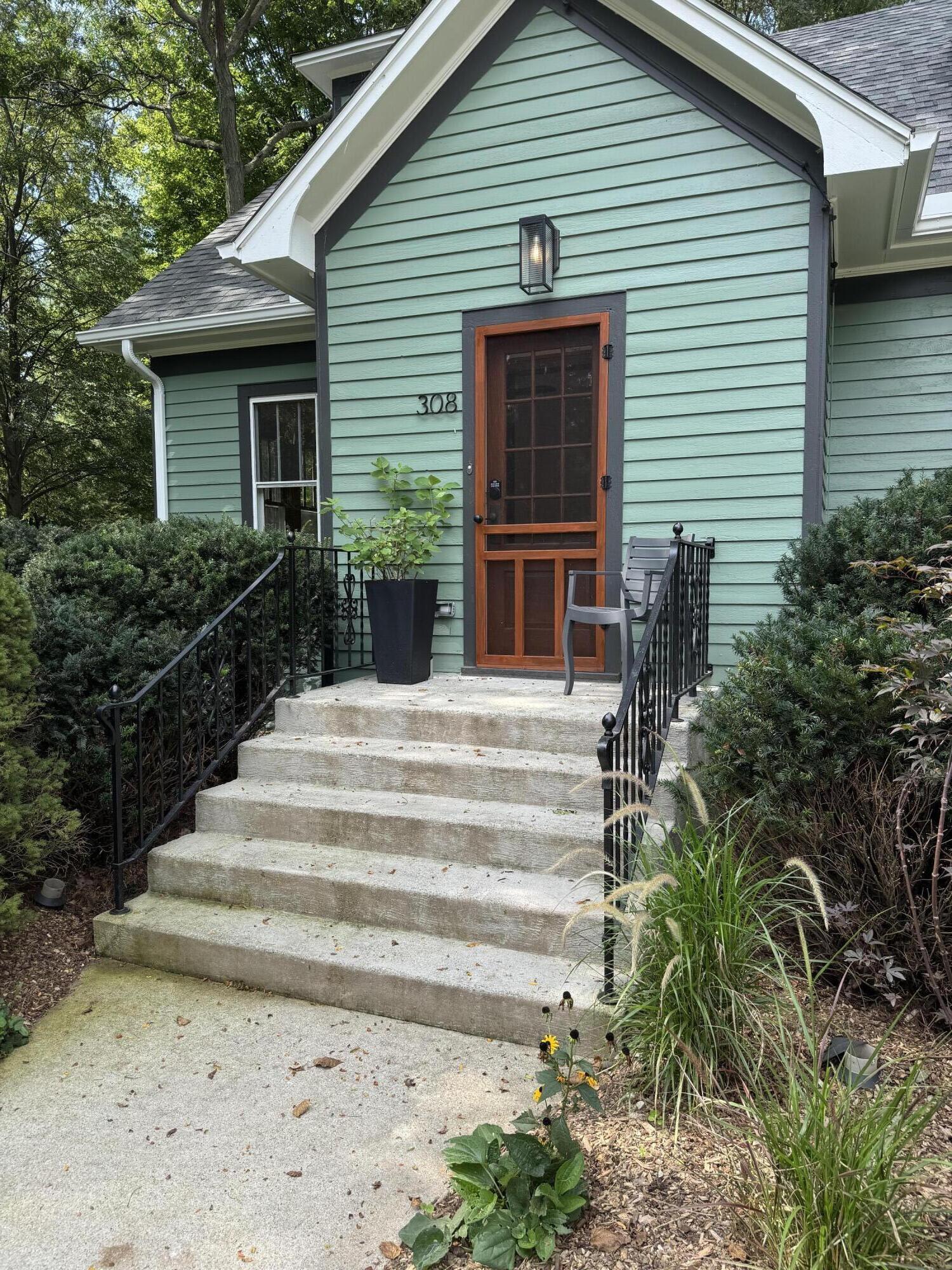 308 S Barker Street New Buffalo MI 49117