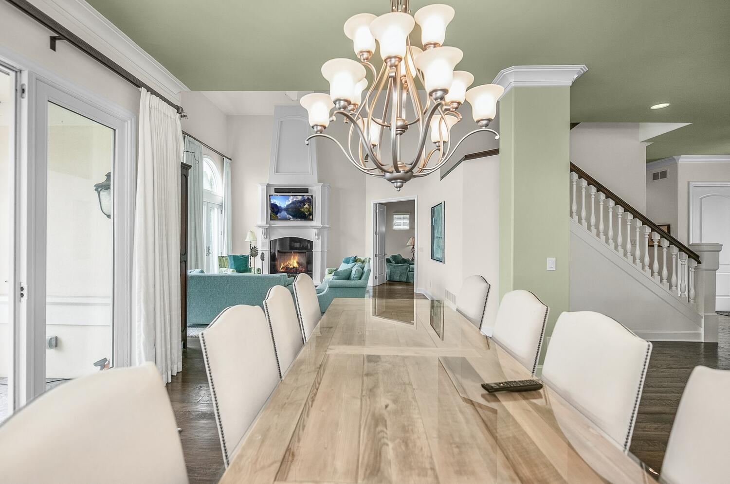 68283 Park Shore Drive Edwardsburg MI 49112
