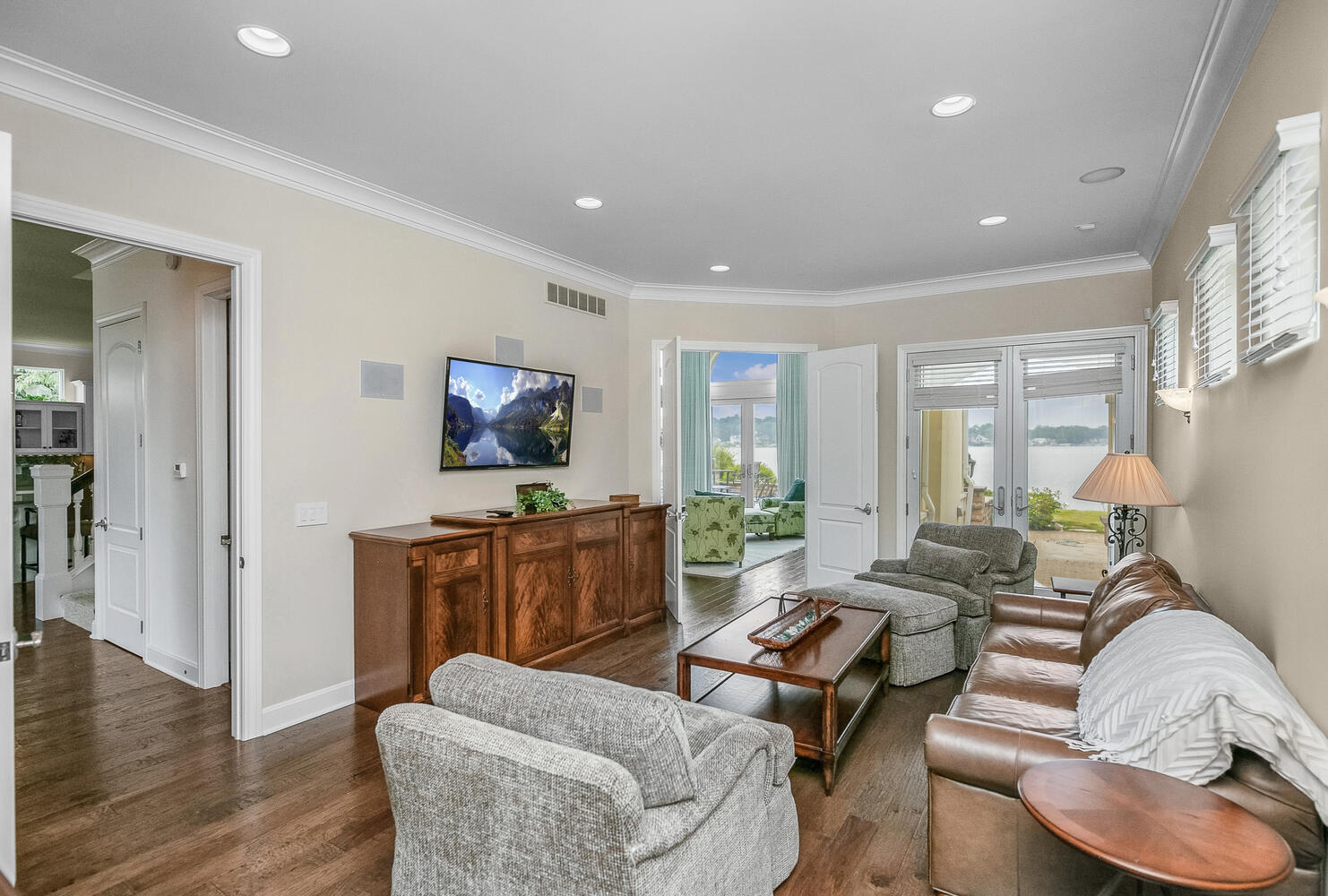 68283 Park Shore Drive Edwardsburg MI 49112
