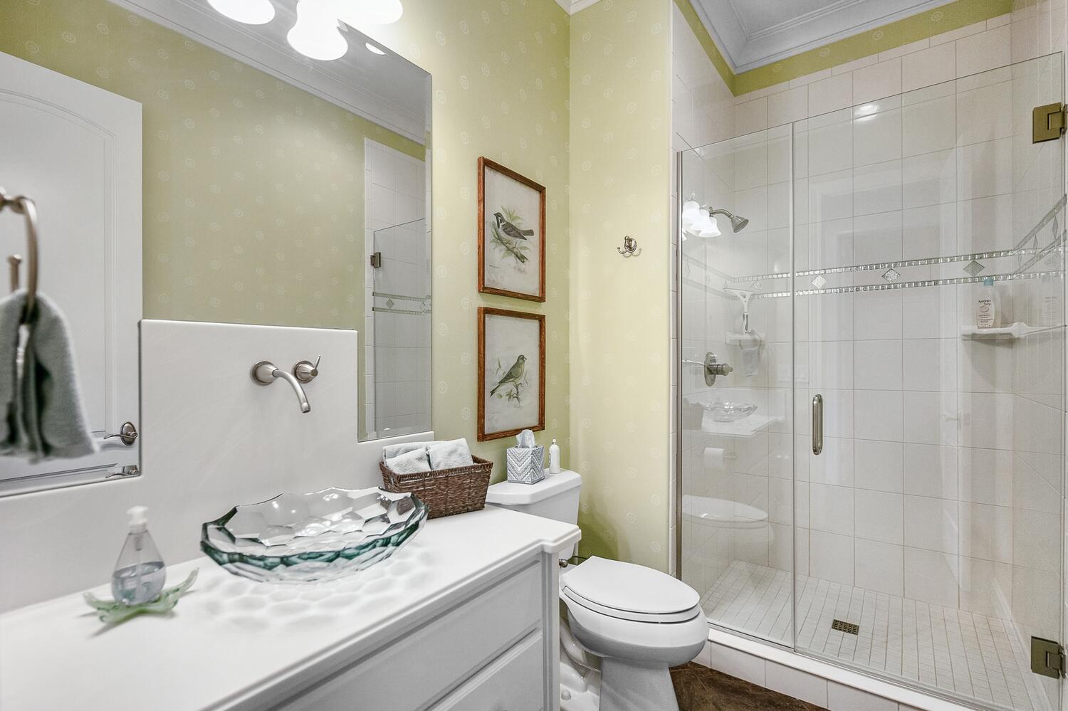 68283 Park Shore Drive Edwardsburg MI 49112