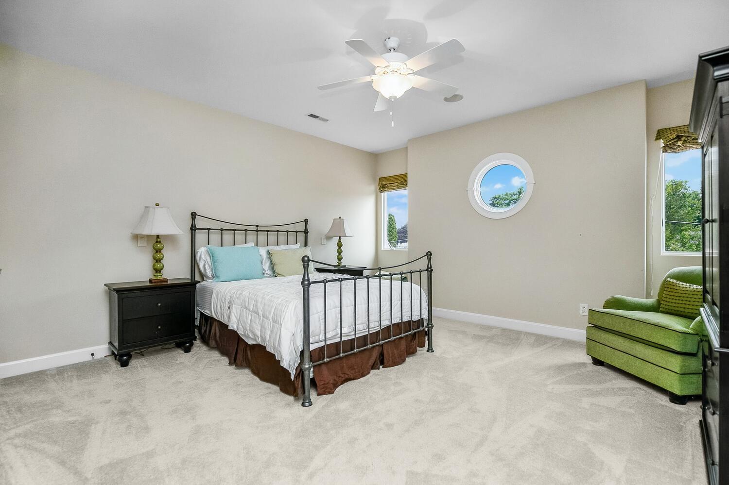 68283 Park Shore Drive Edwardsburg MI 49112