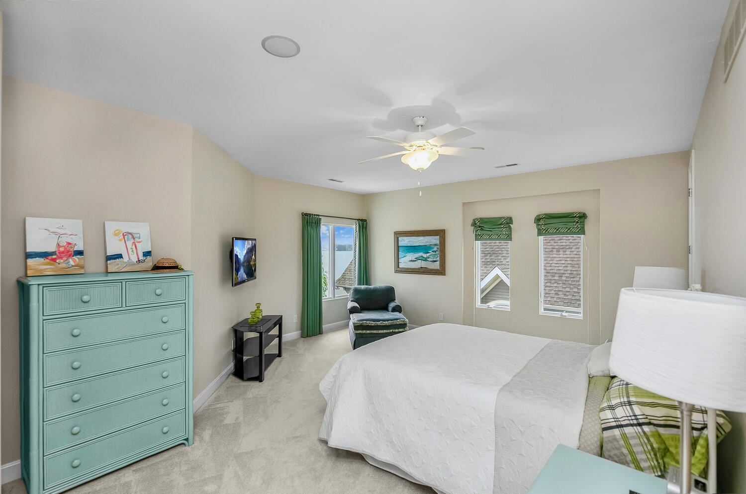 68283 Park Shore Drive Edwardsburg MI 49112