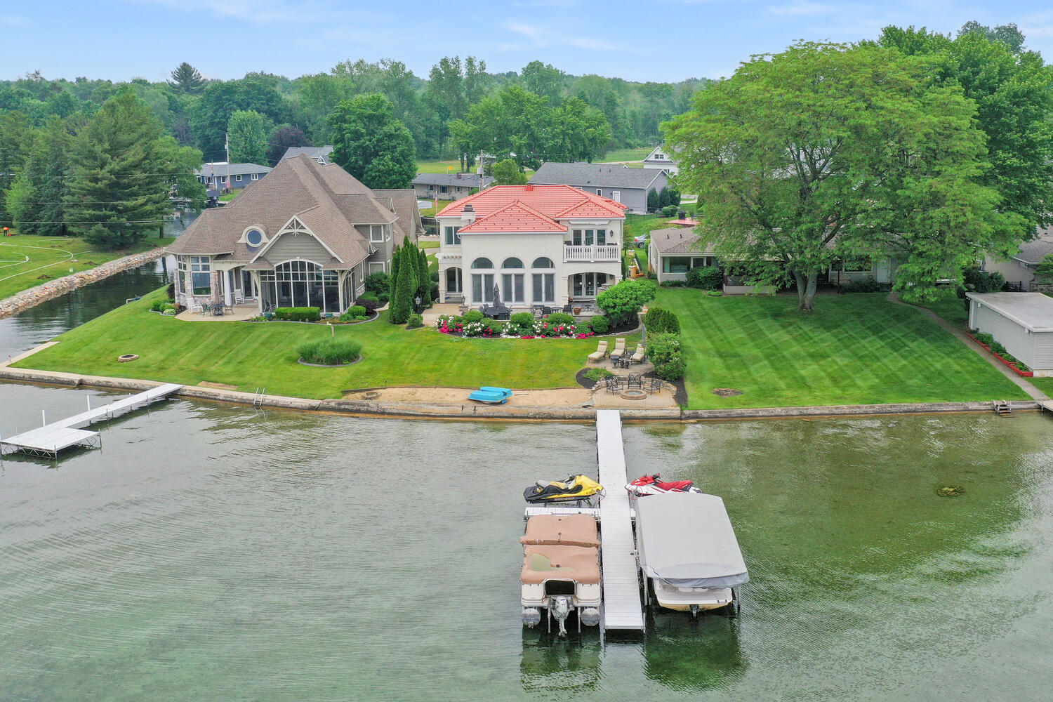68283 Park Shore Drive Edwardsburg MI 49112